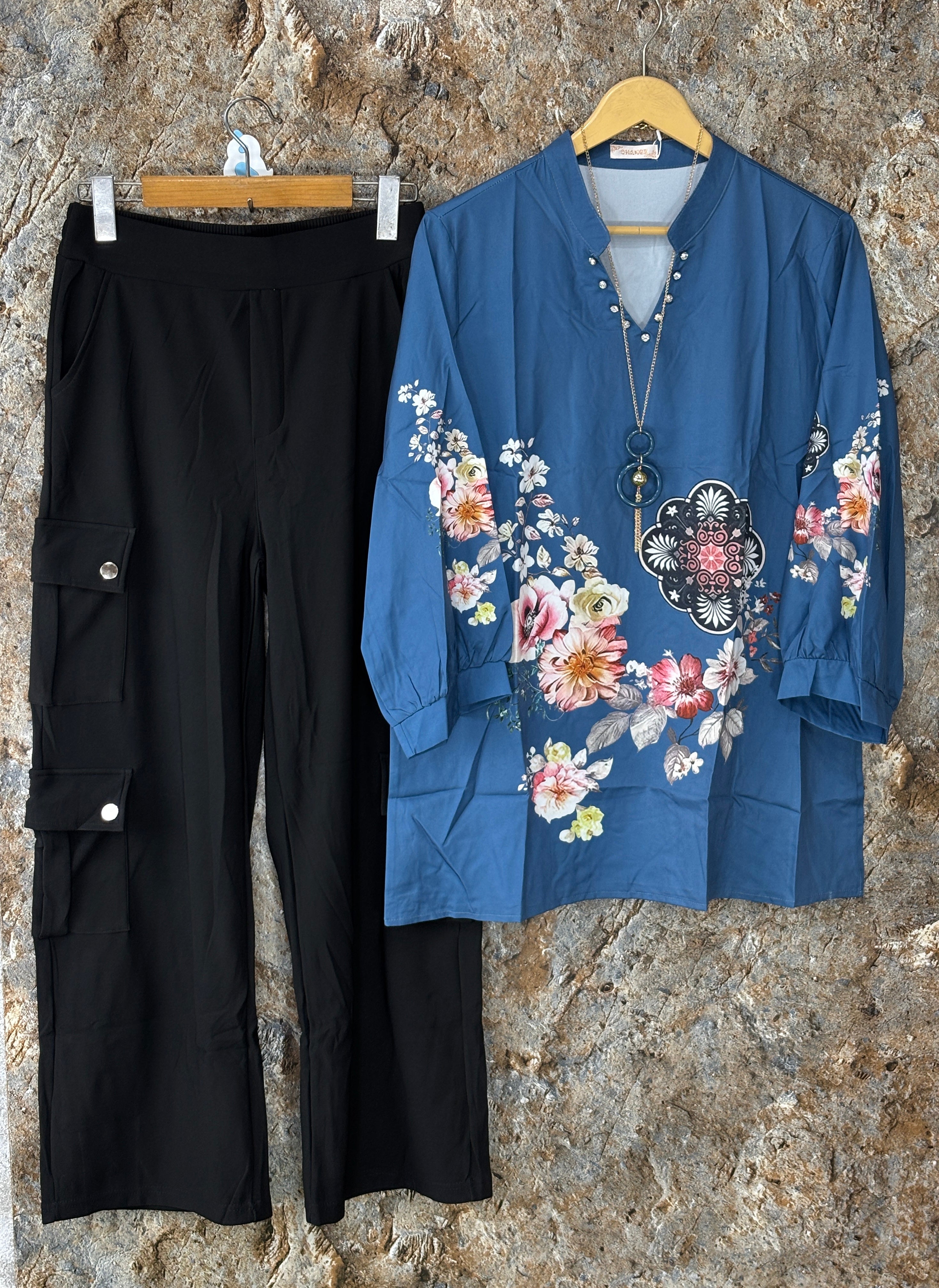 Women tops and jeans winter fabric ✅