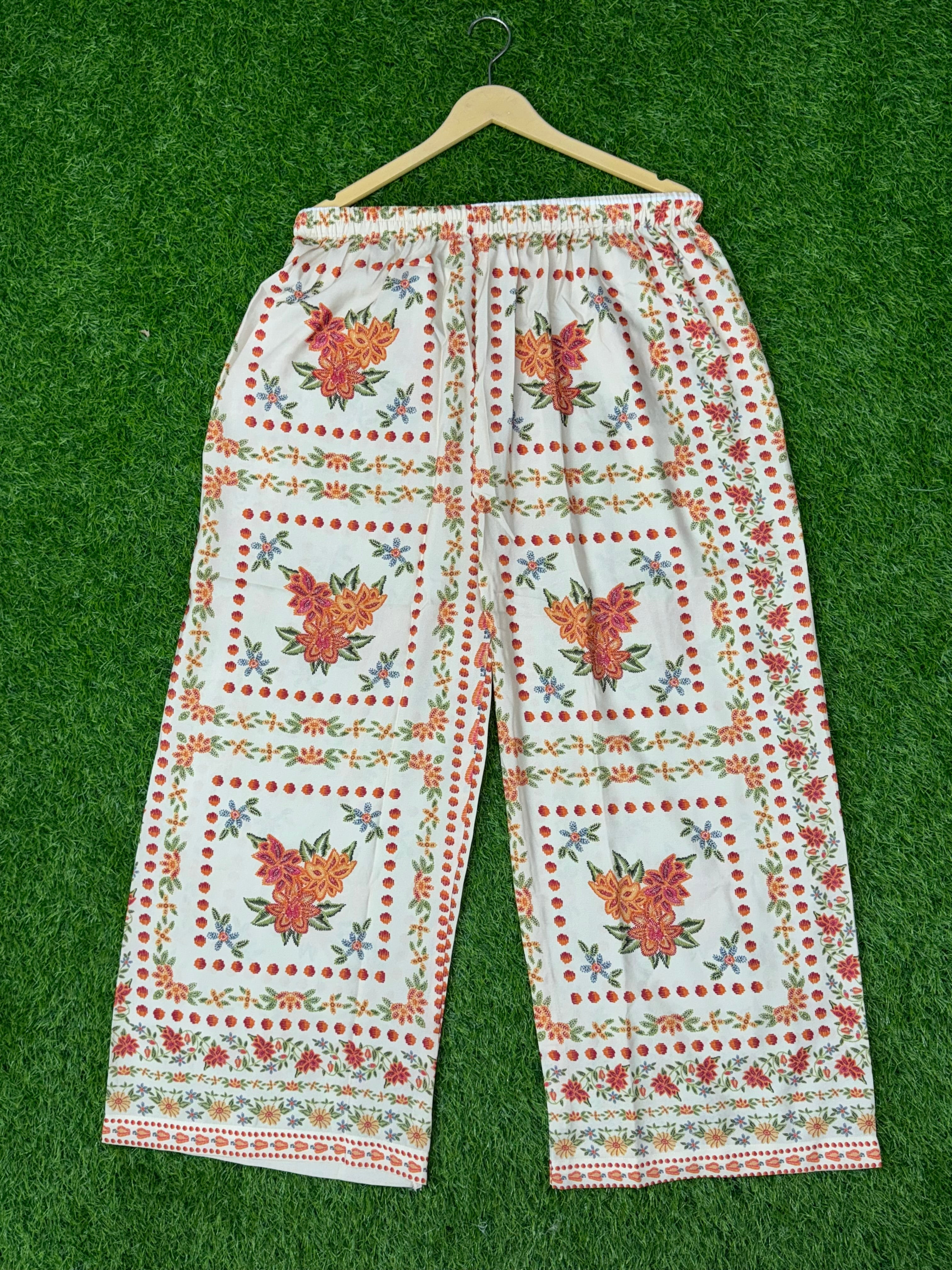 WOMEN 2 PICS SUIT SLIK FABRIC WINTER STUFF