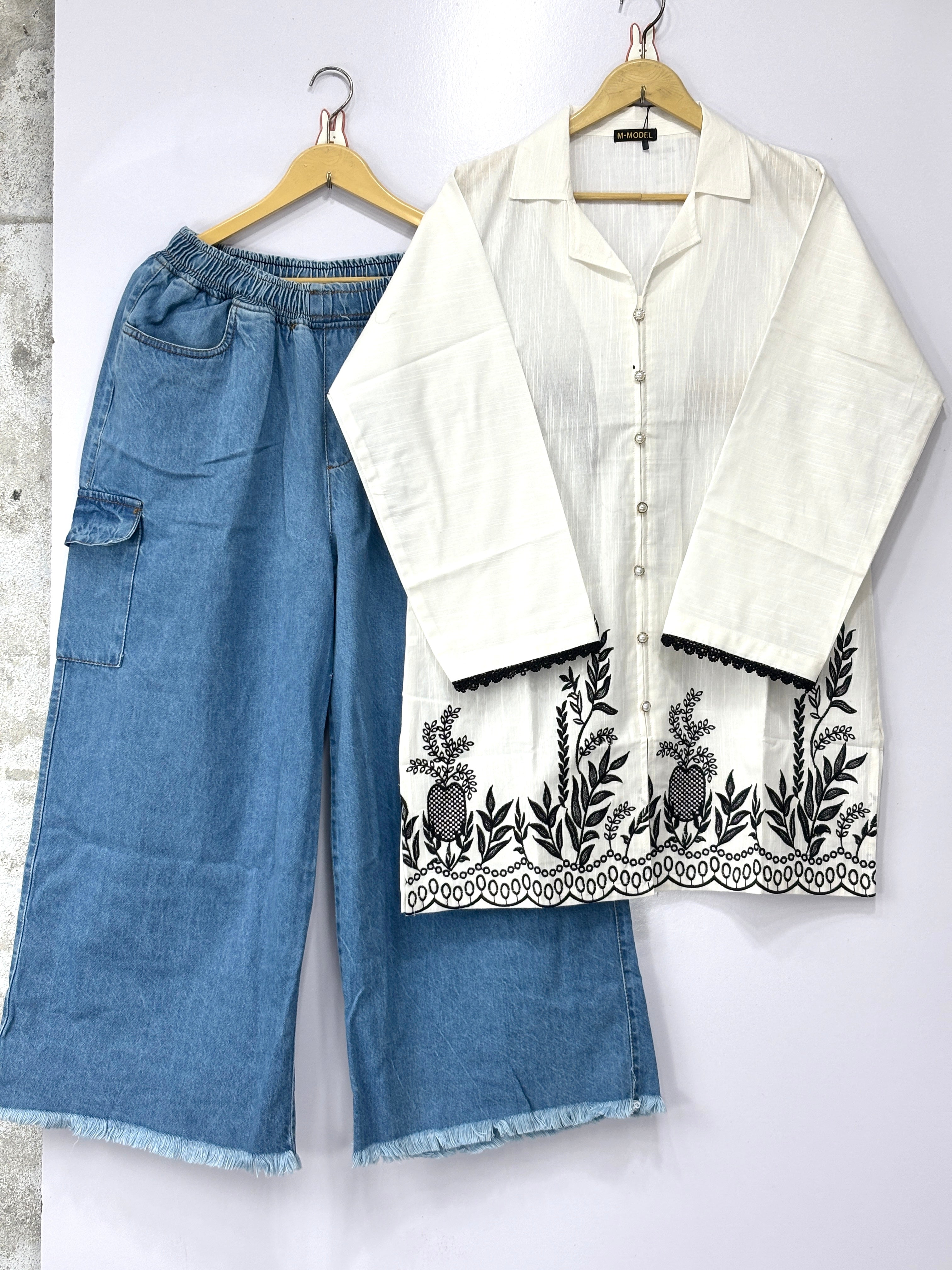 Women tops and jeans ✅