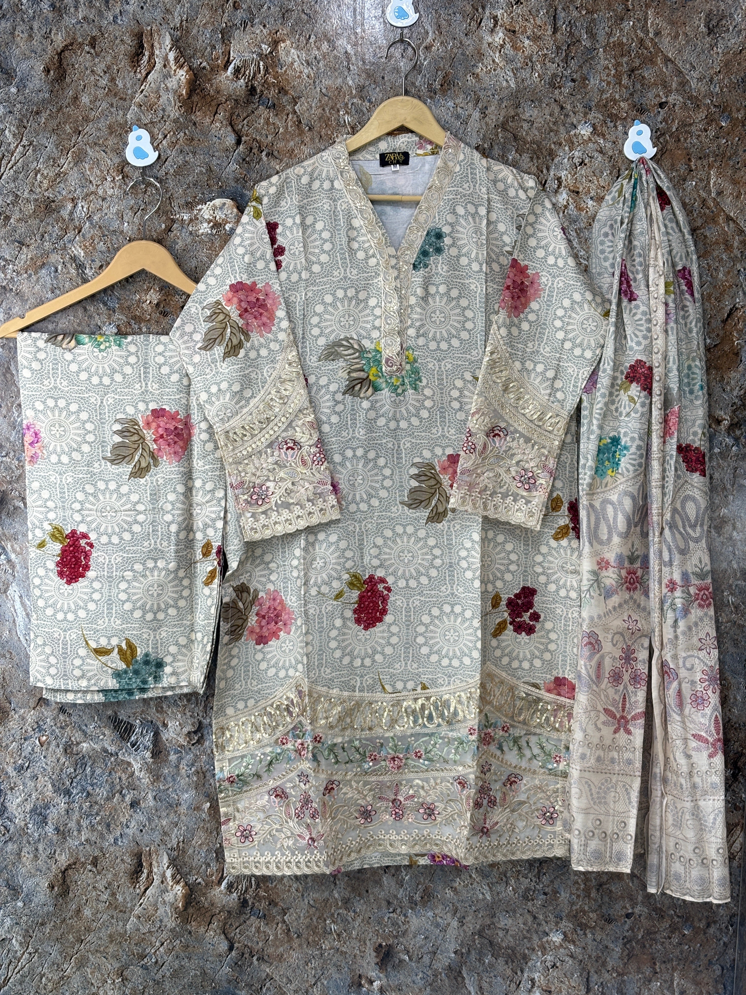 Women 3 pics suit winter fabric ✅