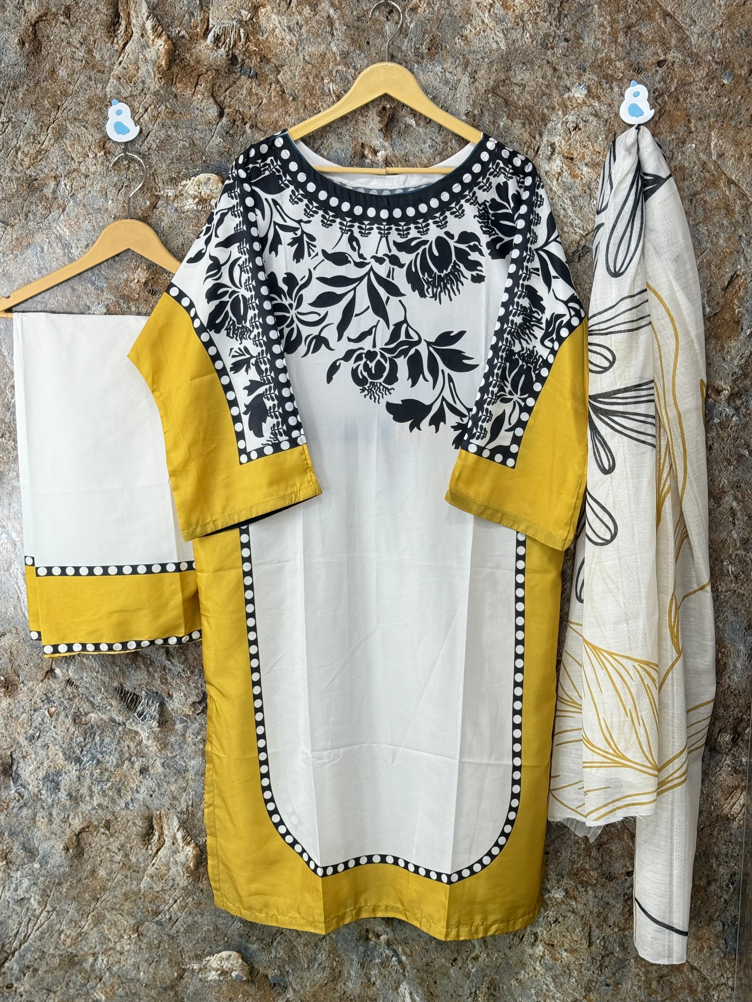 Women 3 pics suit fabric grip silk premium quality ✅