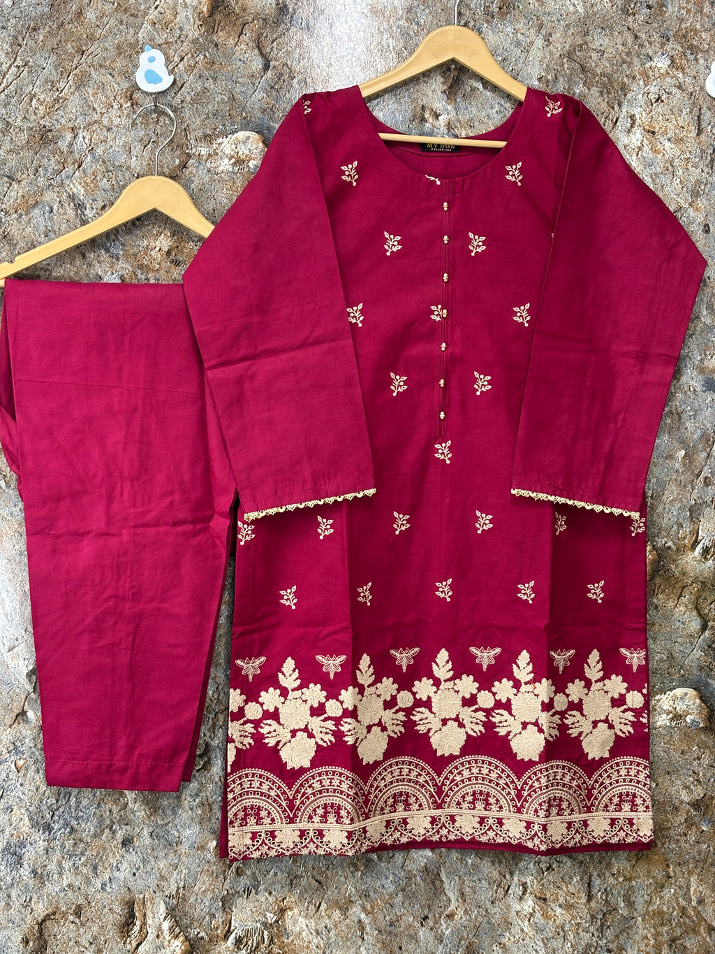 Women 2 peice suit Khadar fabric✅