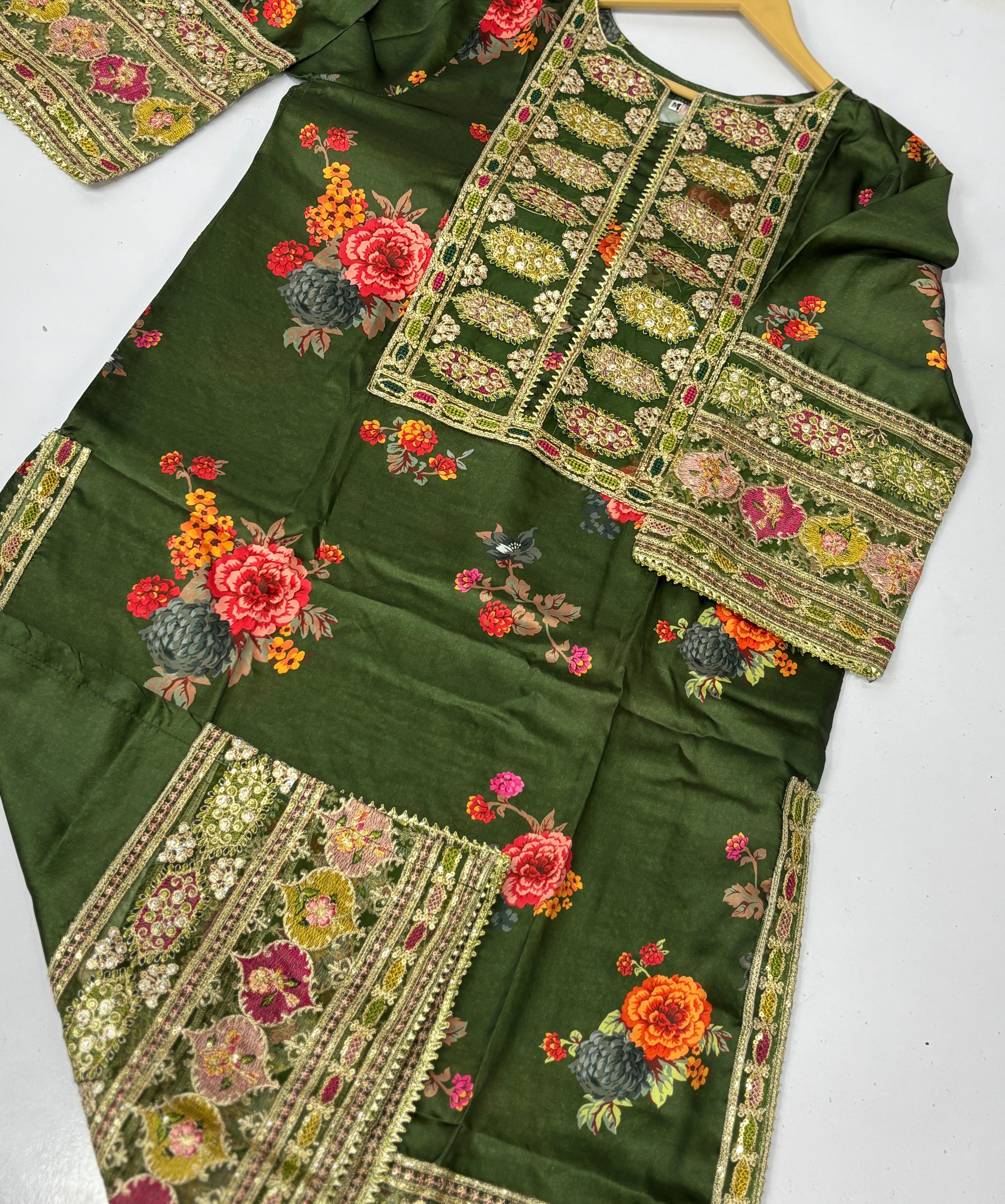 Women 3 peice dress ✨