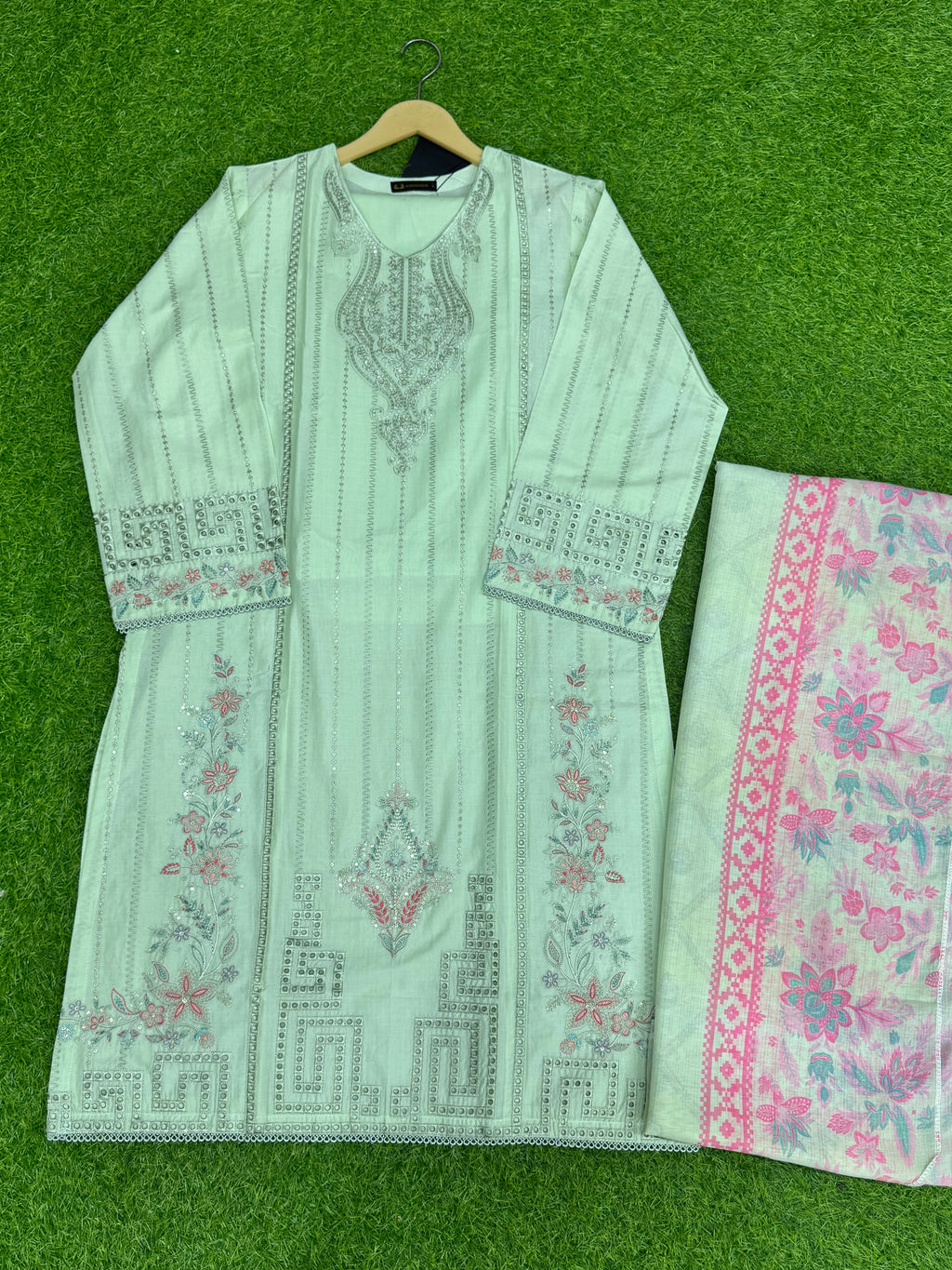 3-Piece Embroidered Suit 👗