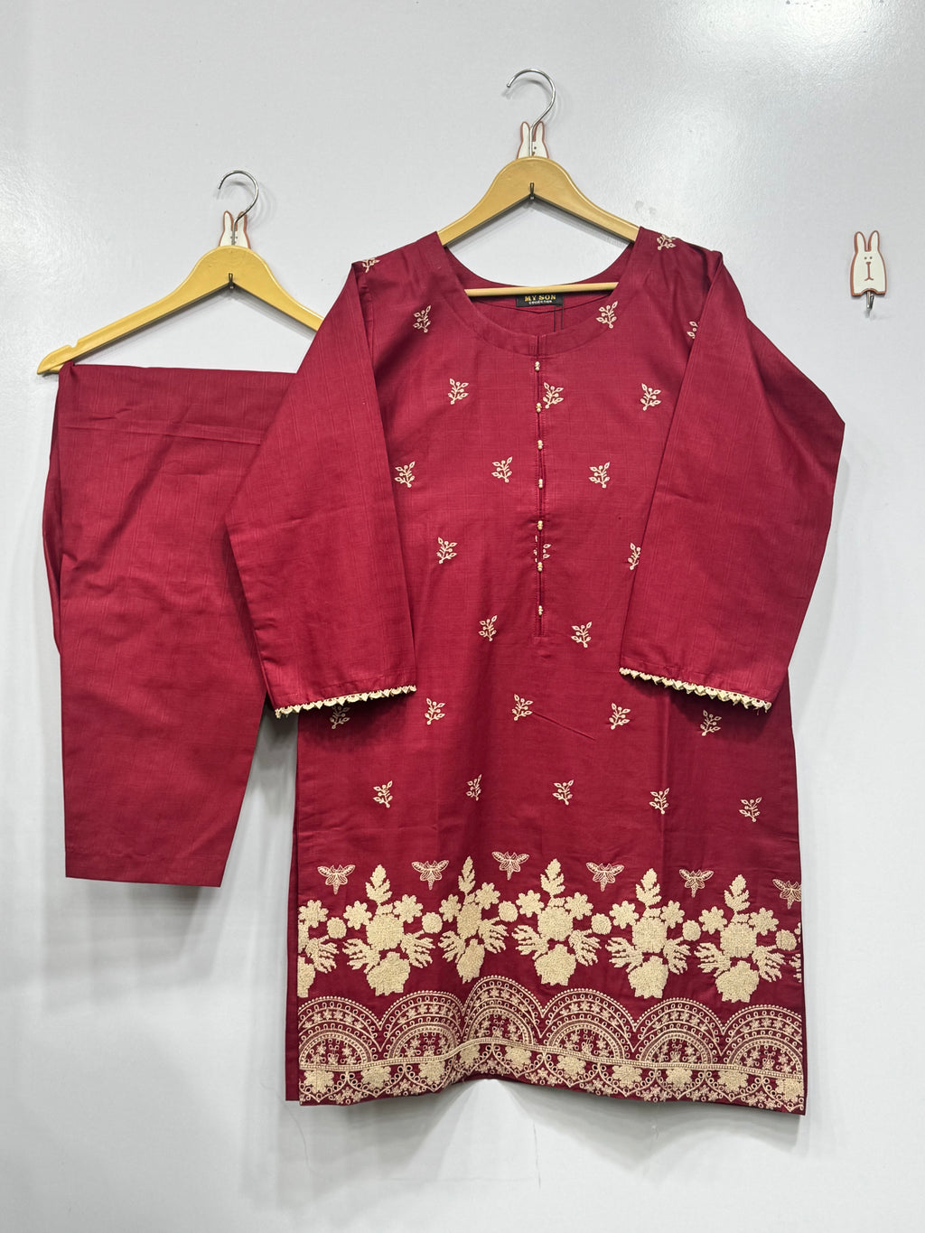 2-PIECE | EMBROIDERED