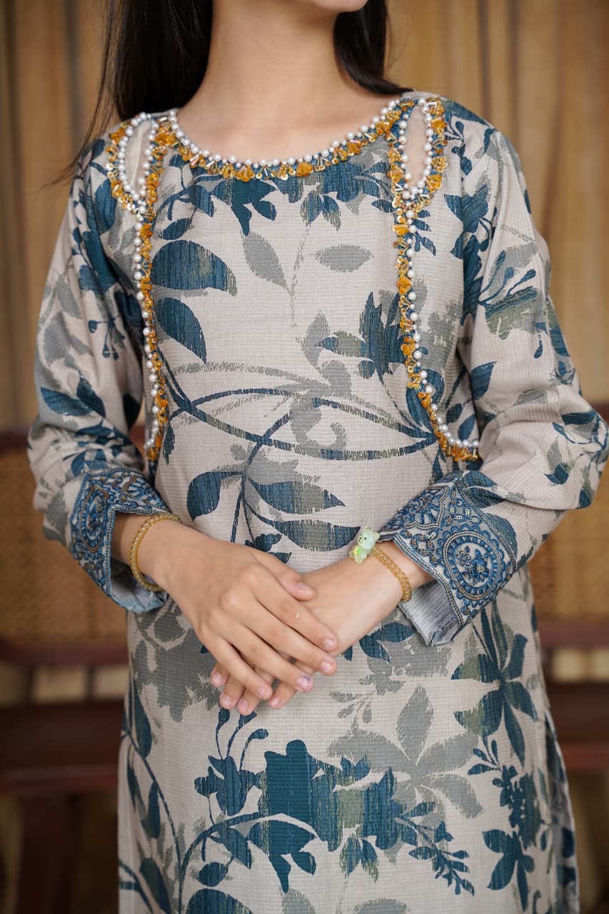 Women kids 2 peice suit ✅