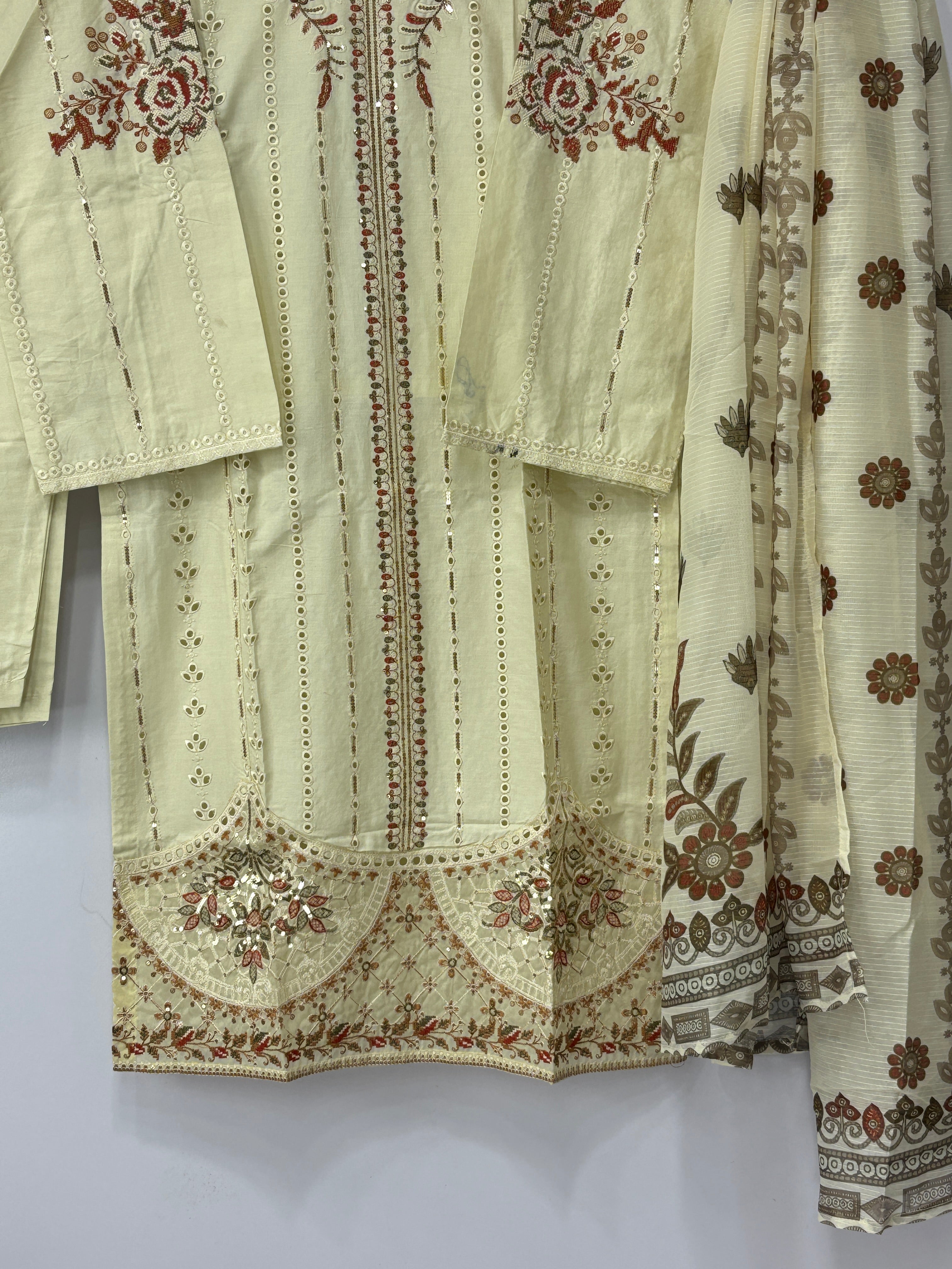 Women 3 peice suit winter fabric ✅