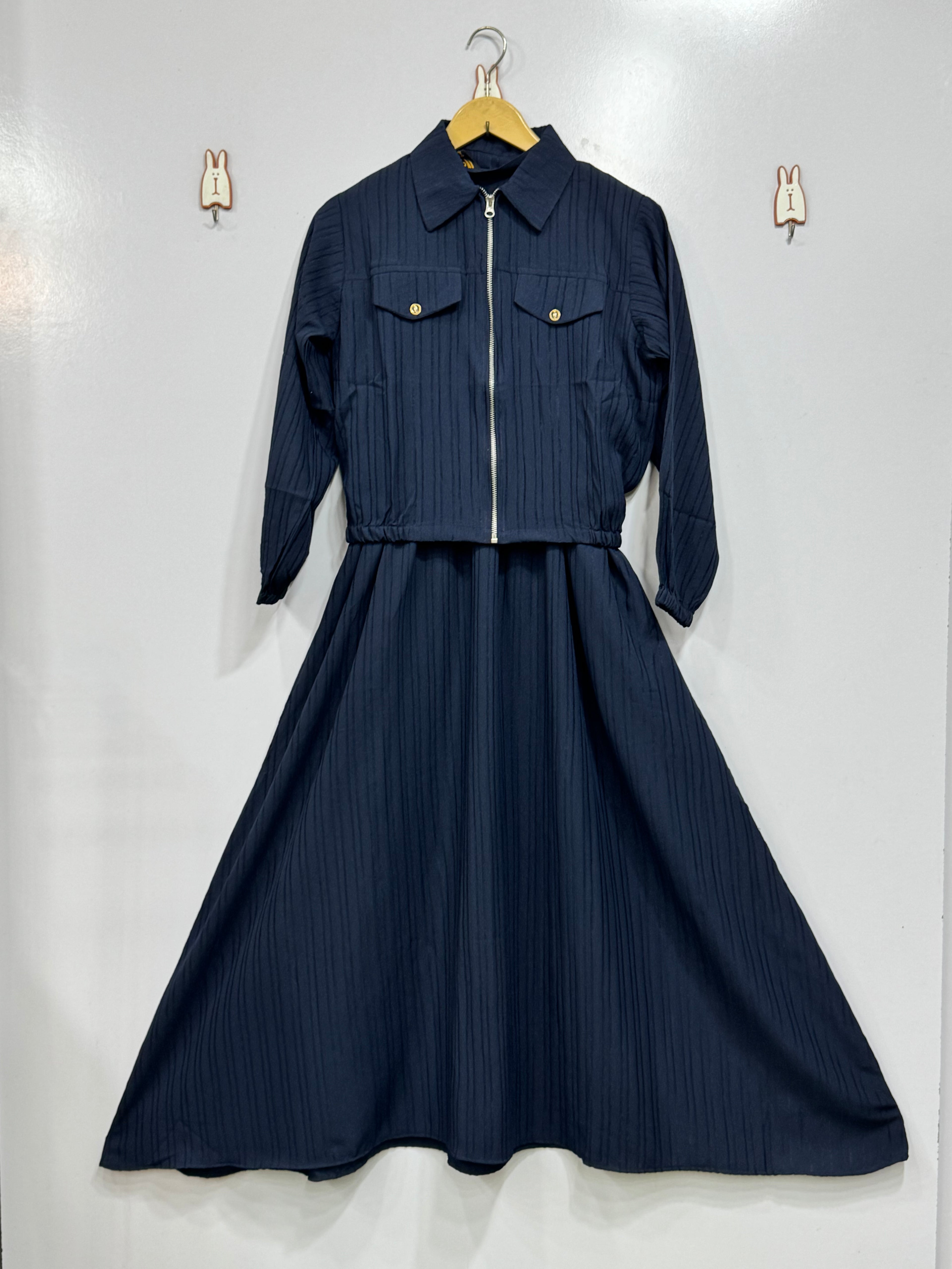 Elegant Maxi with Front-Zip Jacket