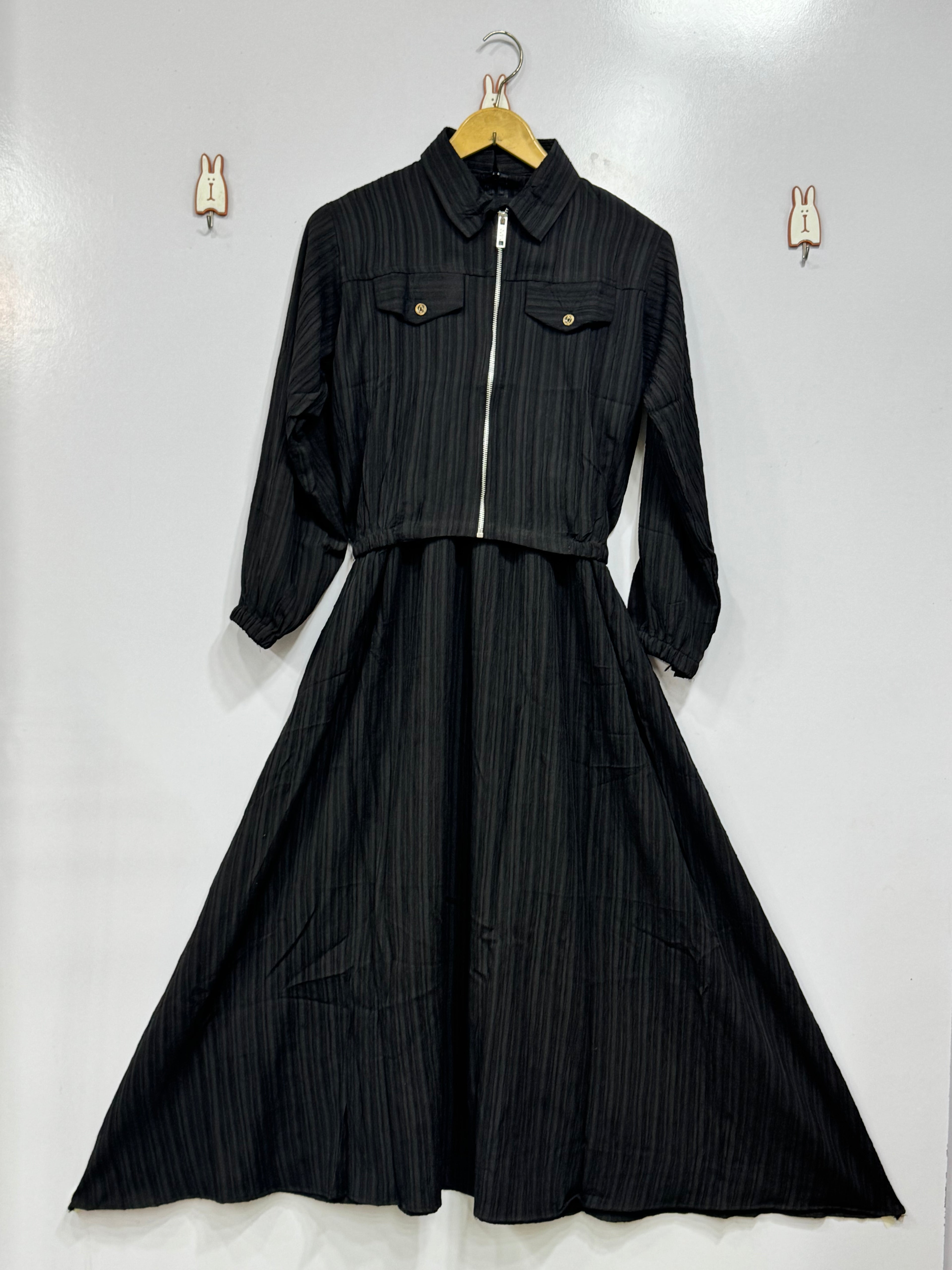 Elegant Maxi with Front-Zip Jacket