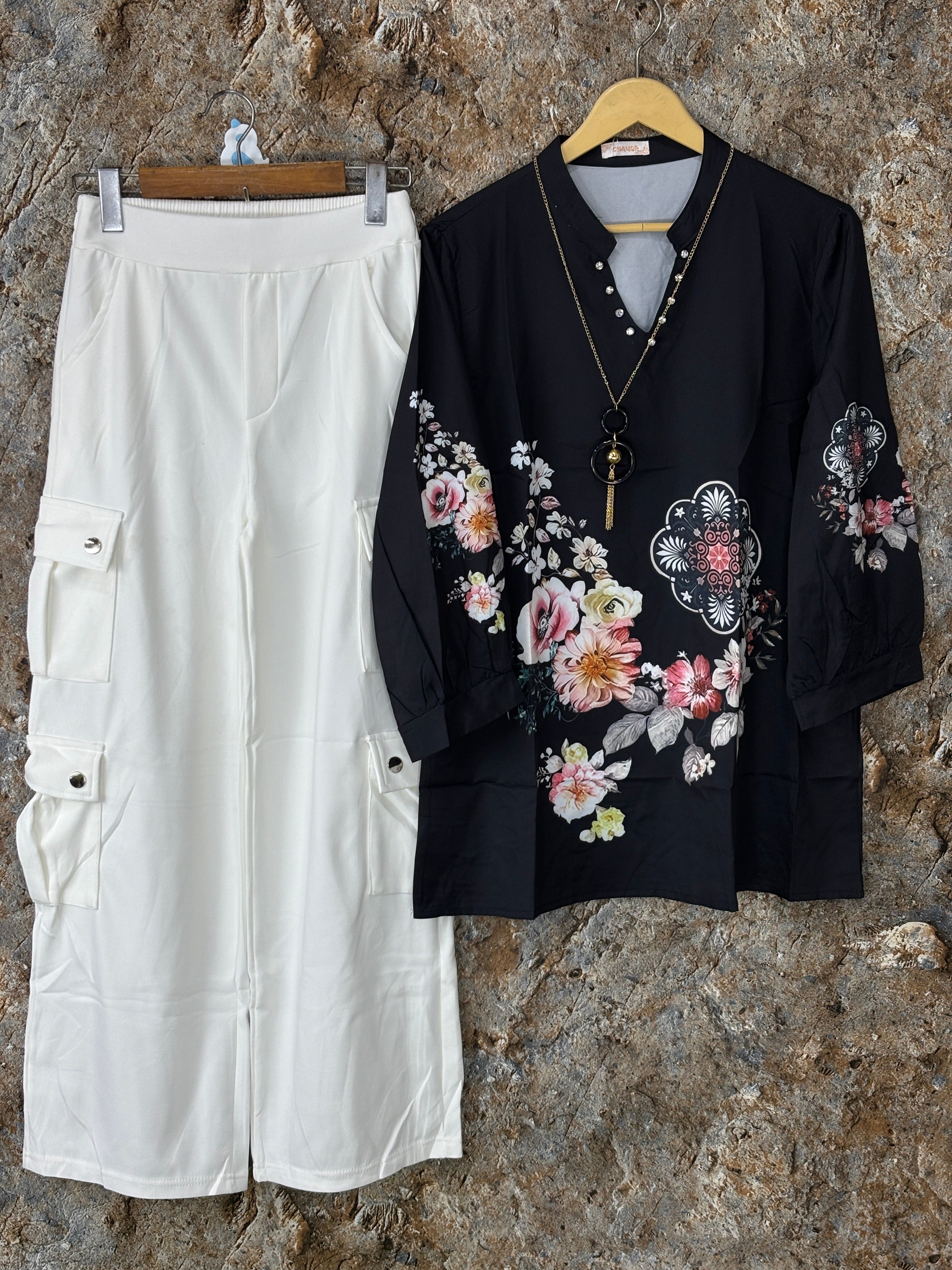 Women tops and jeans winter fabric ✅