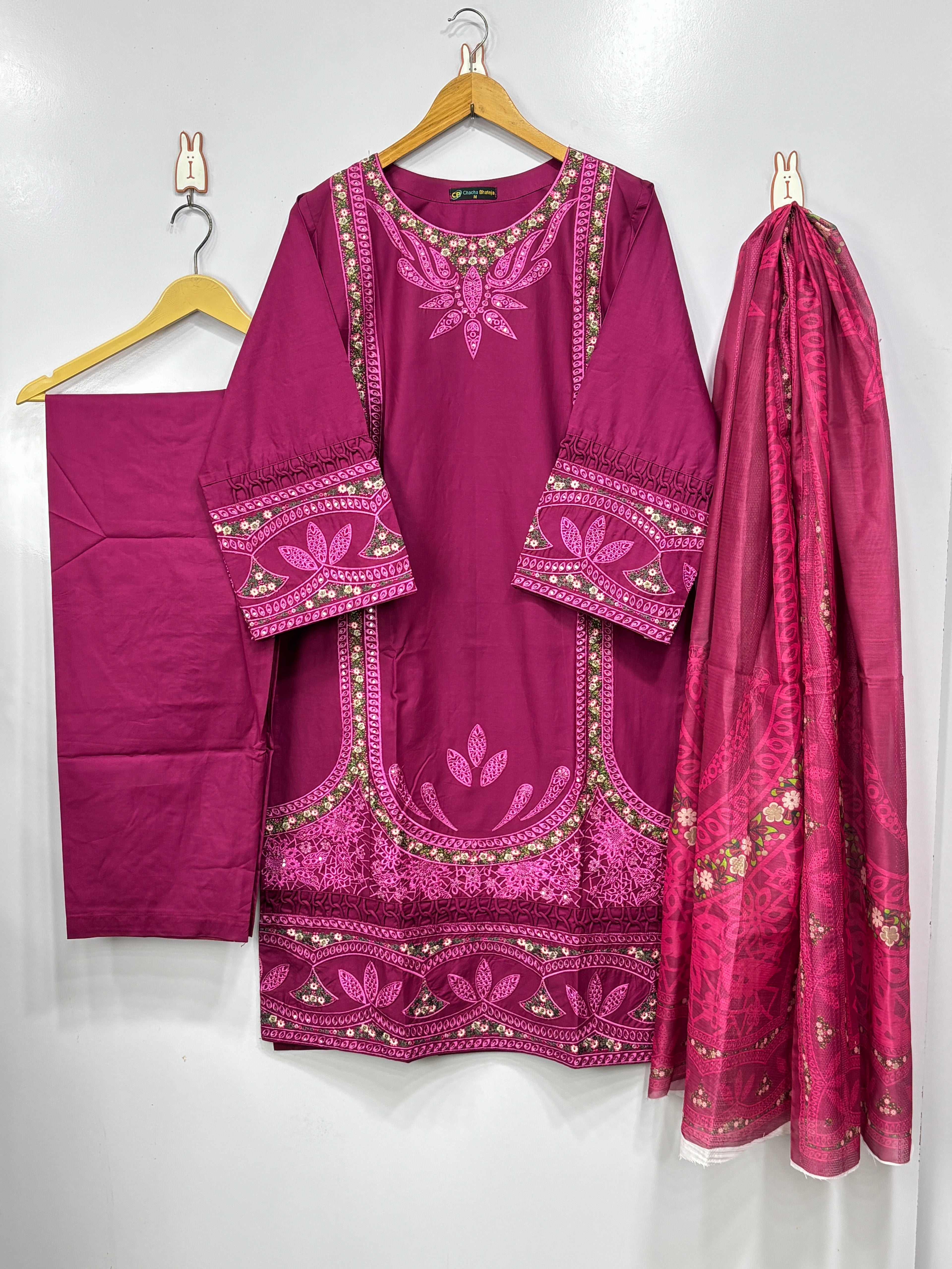 Women 3 peice suit Winter fabric 💫