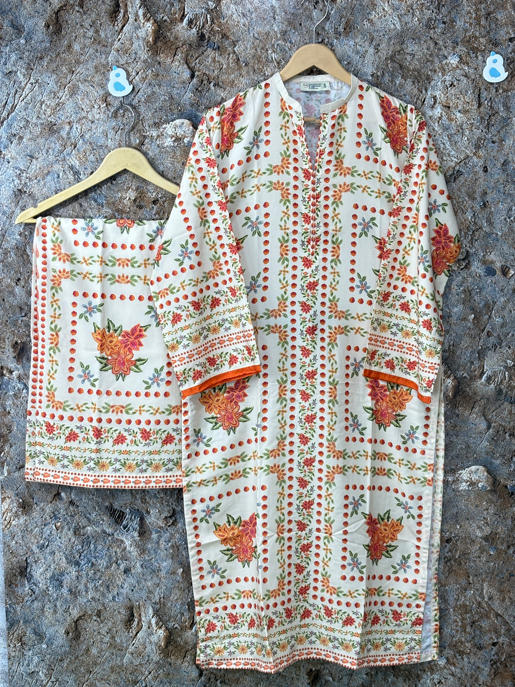 Women 2 pics suit premium silk ✅