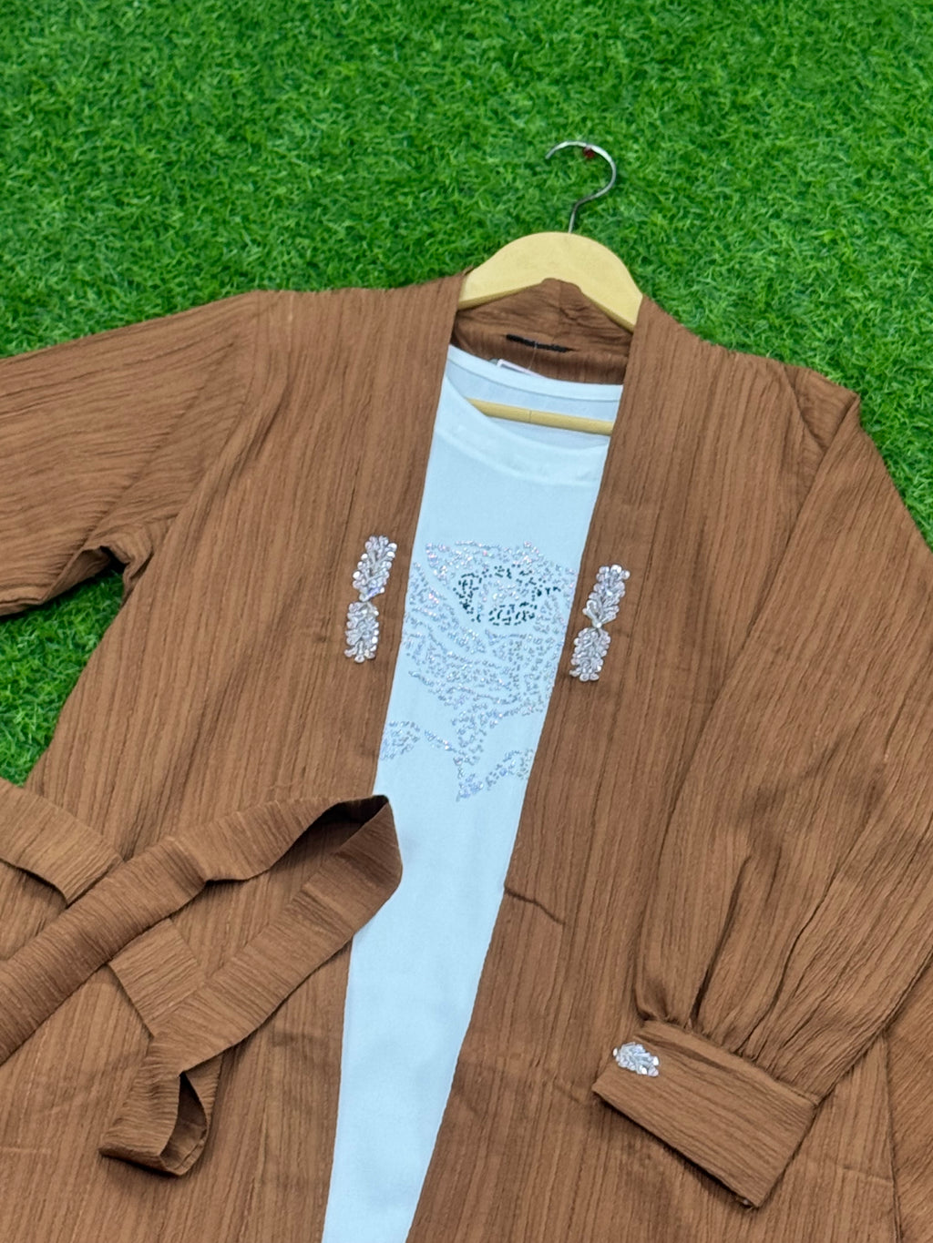 WOMEN 3 PICS SUIT CRUSH JORJET FABRIC NEW ARRIVAL WINTER FABRIC