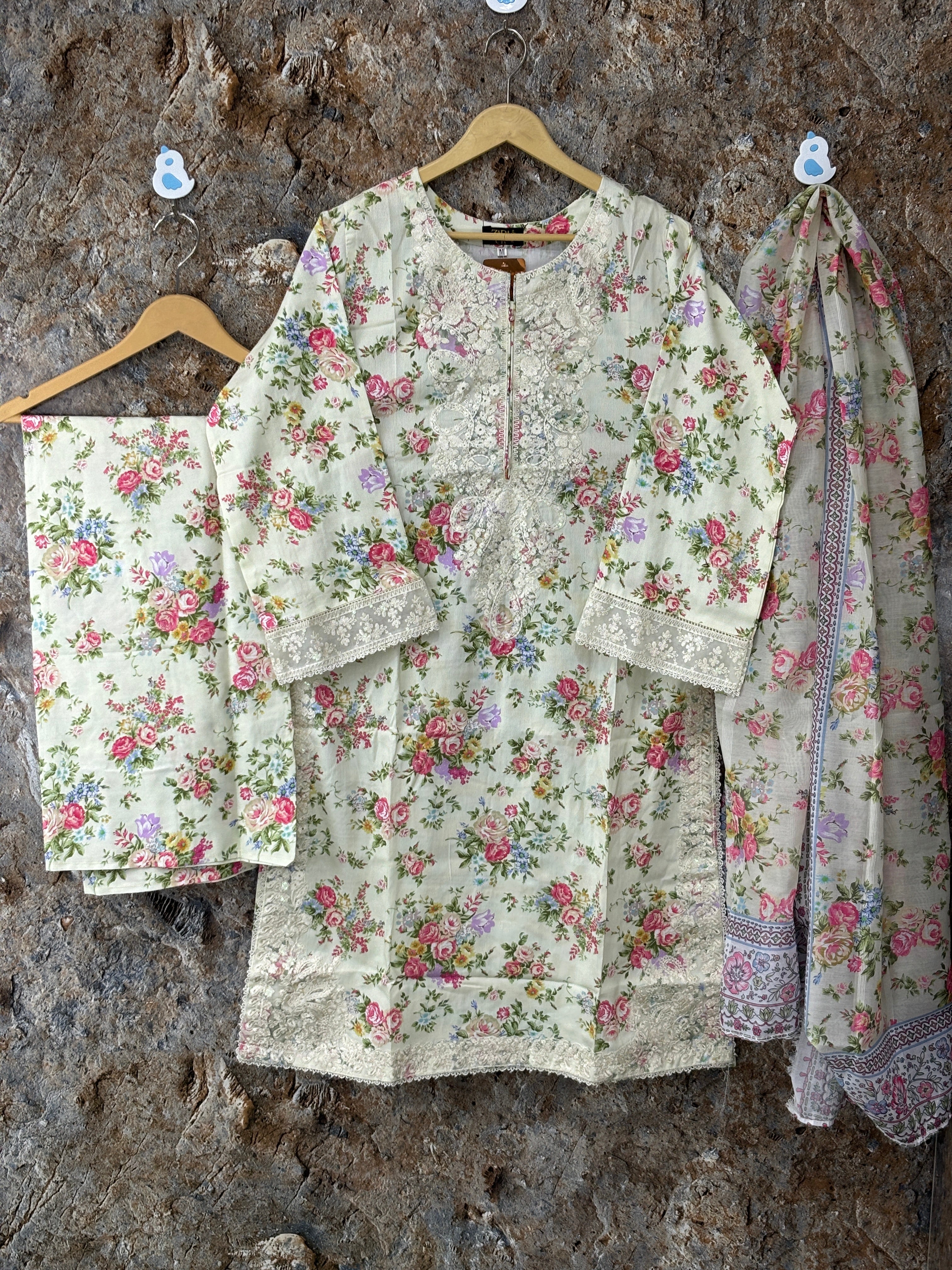 Women 3 pics suit winter fabric ✅