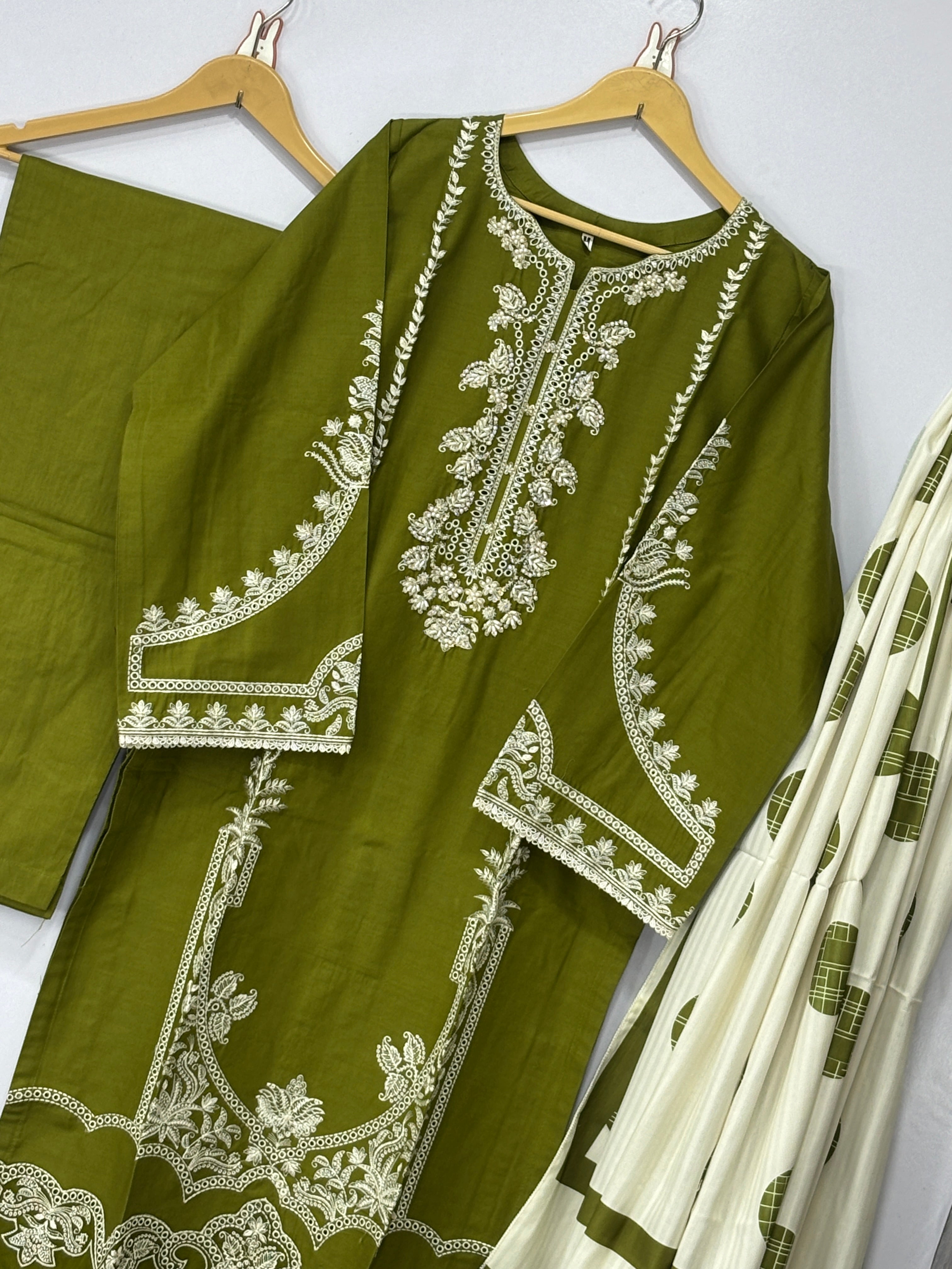 Women 3 peice suit Khadar fabric ✨