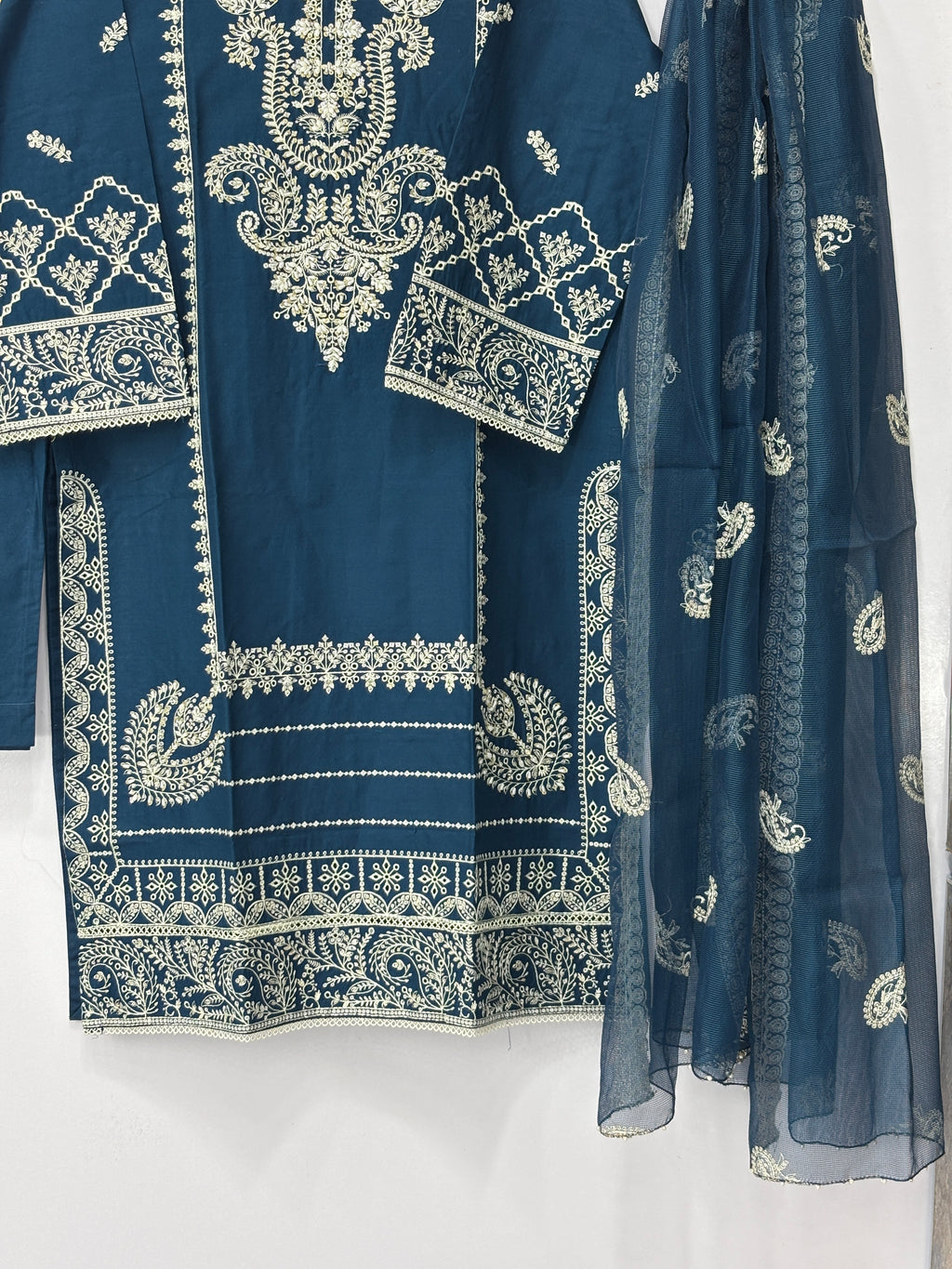 Women 3 peice suit winter stuff ✅