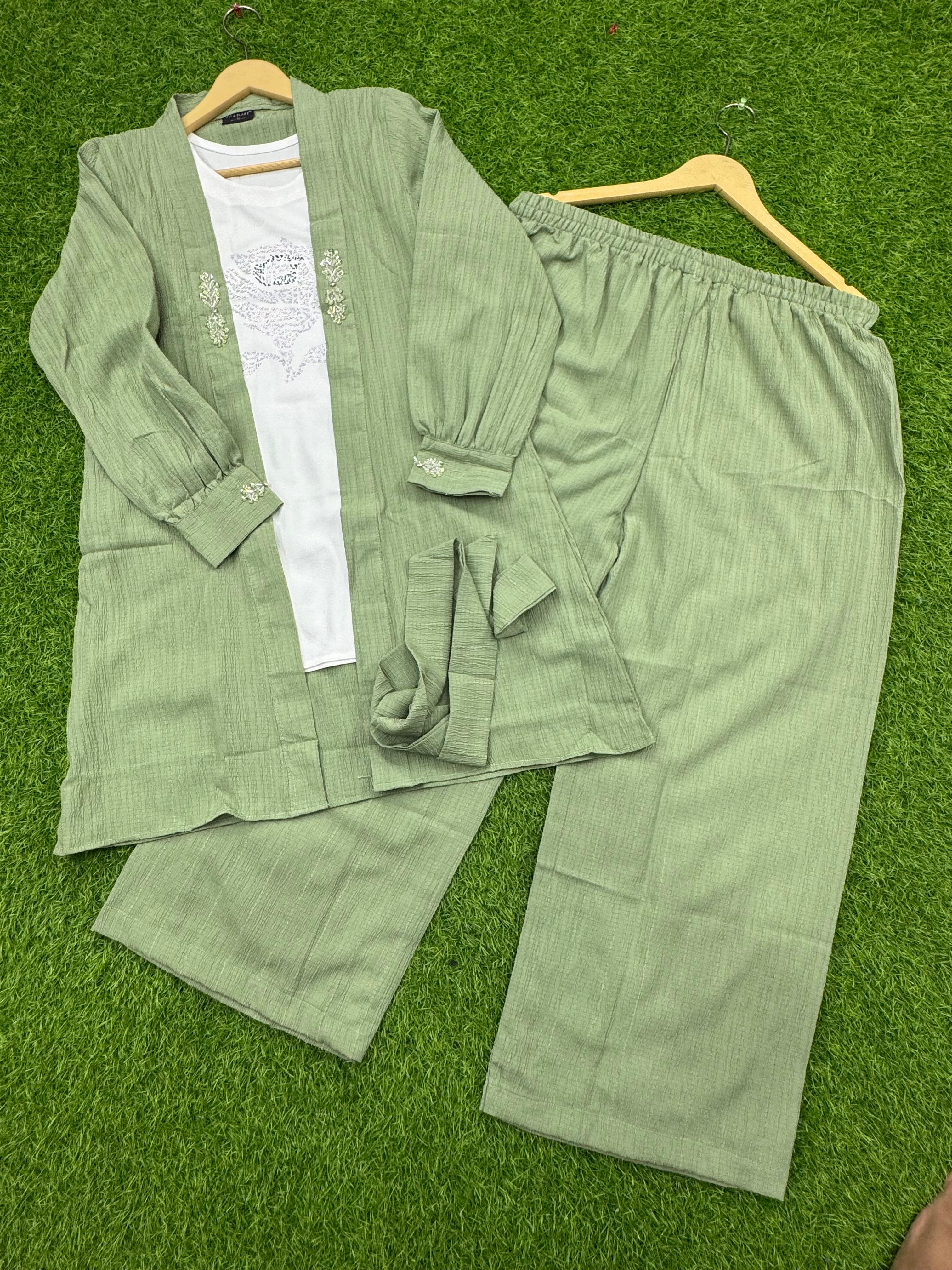 WOMEN 3 PICS SUIT CRUSH JORJET FABRIC NEW ARRIVAL WINTER FABRIC