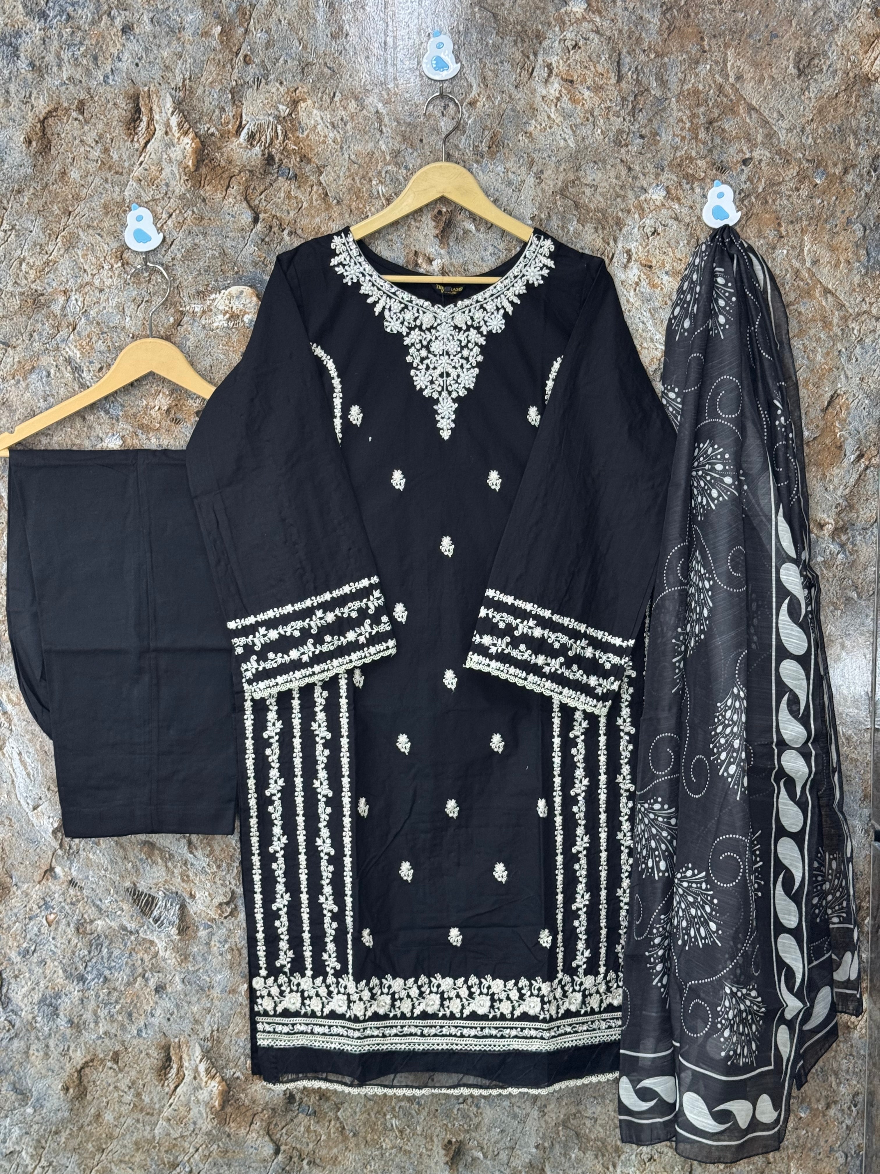 Women 3 pics suit winter collection ✅