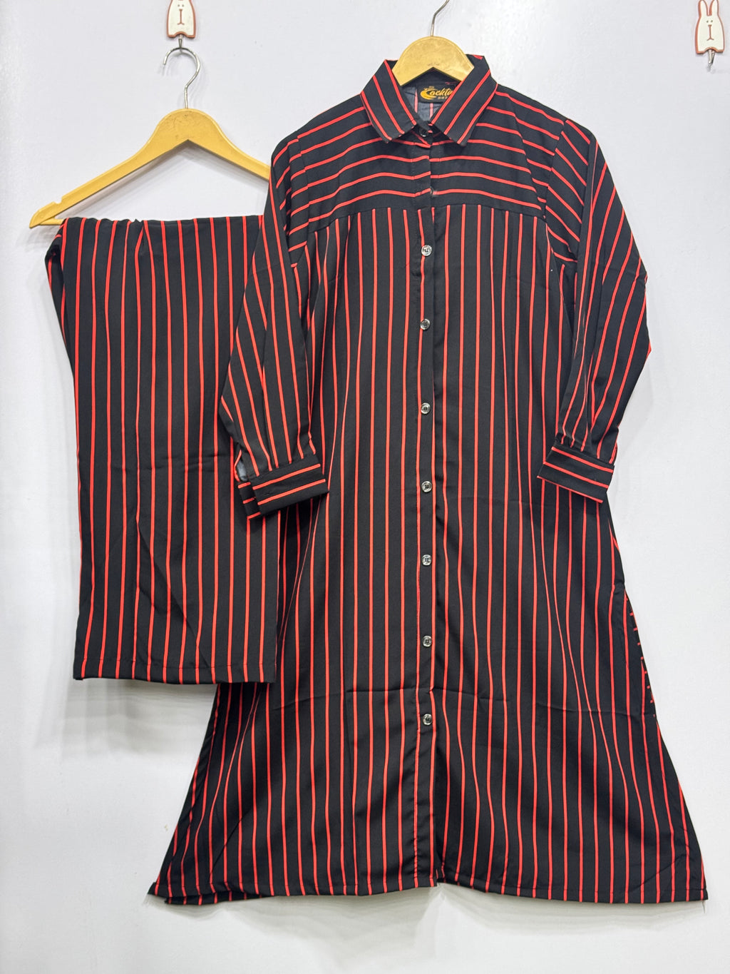 •	“Casual 2-Piece Suit”