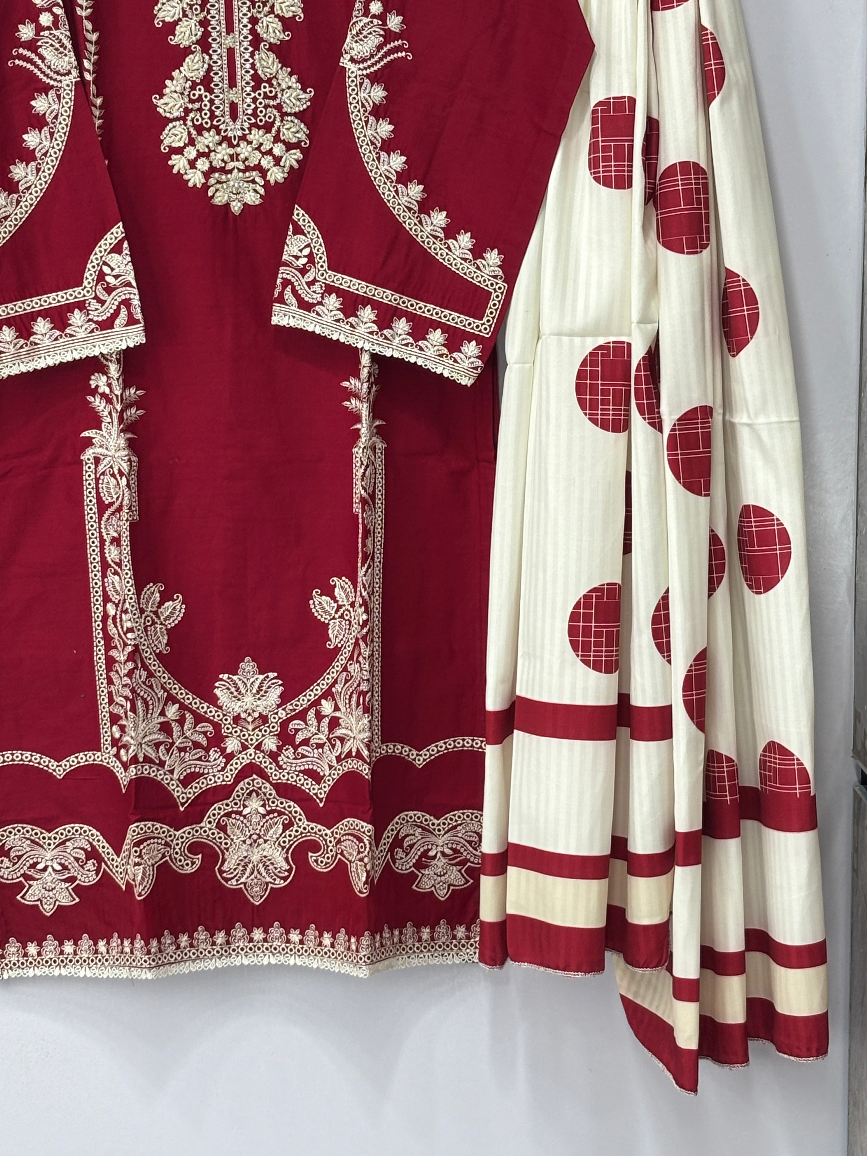 Women 3 peice suit Khadar fabric ✨