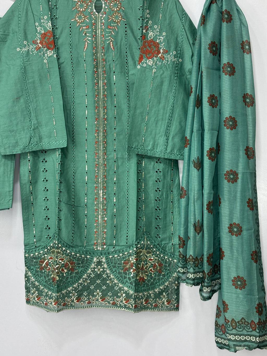 Women 3 peice suit winter fabric ✅