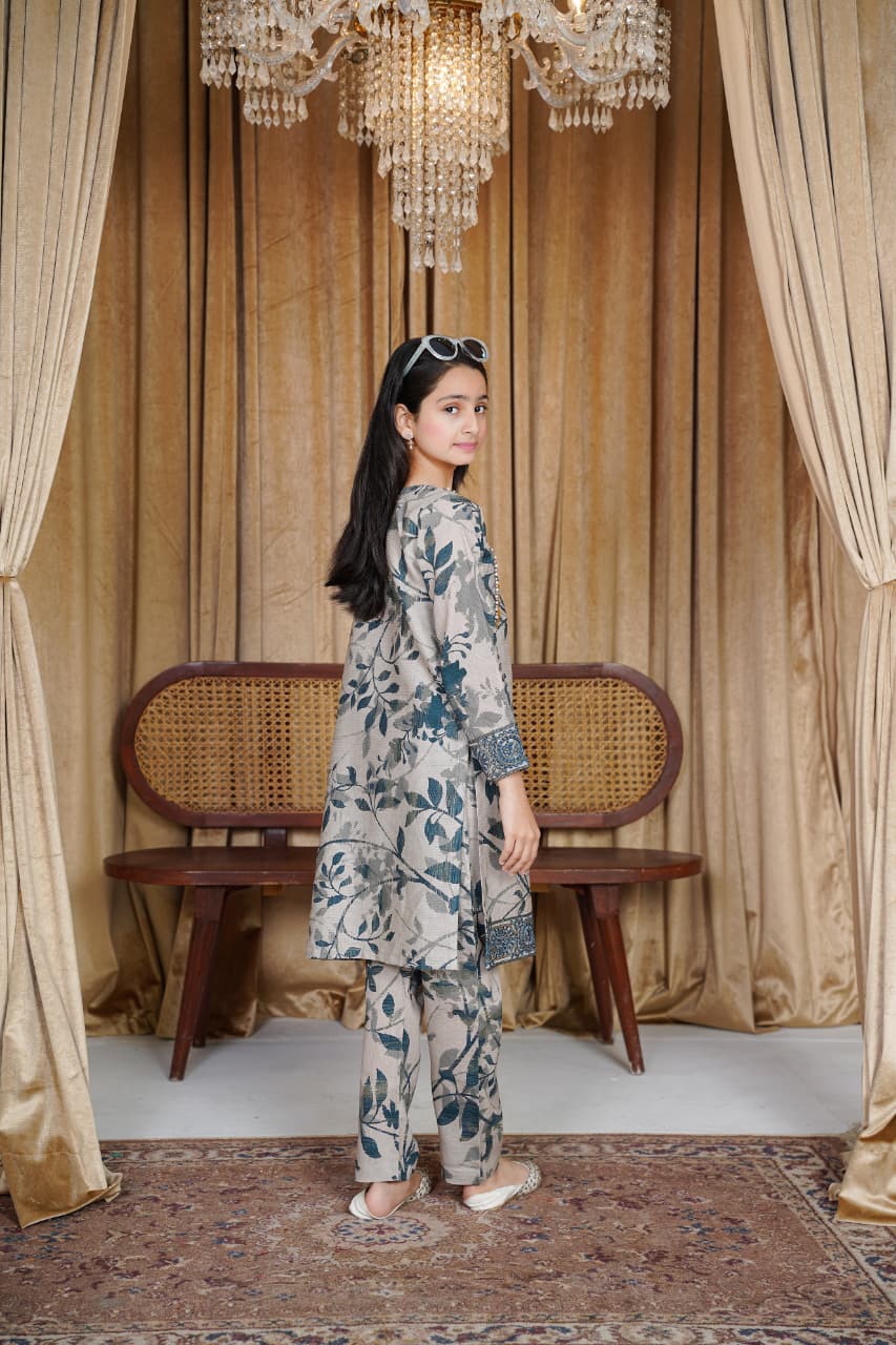 Women kids 2 peice suit ✅