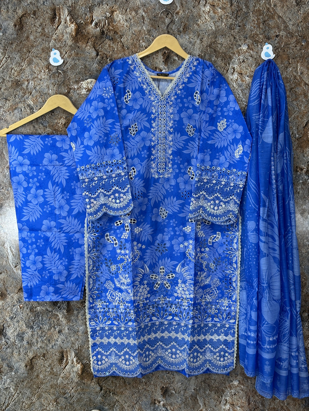 Women 3 peice suit imported fabric ✅