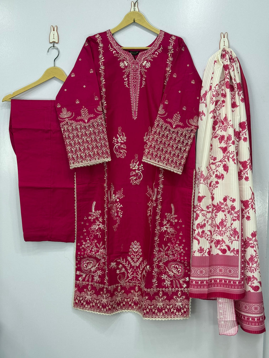 Women 3 peice suit ❄️