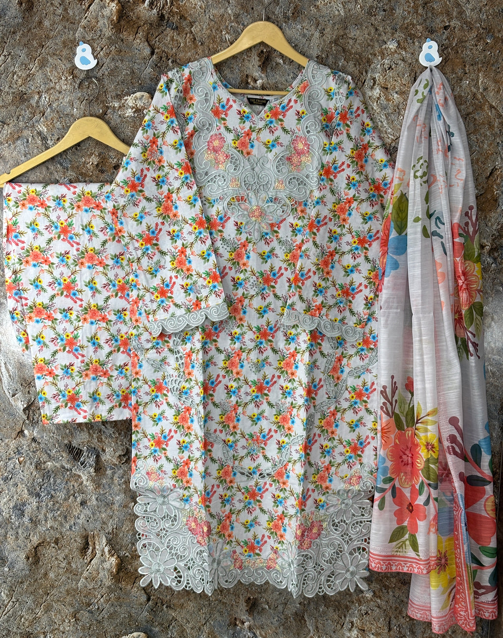 Women 3 peice suit winter fabric ✅