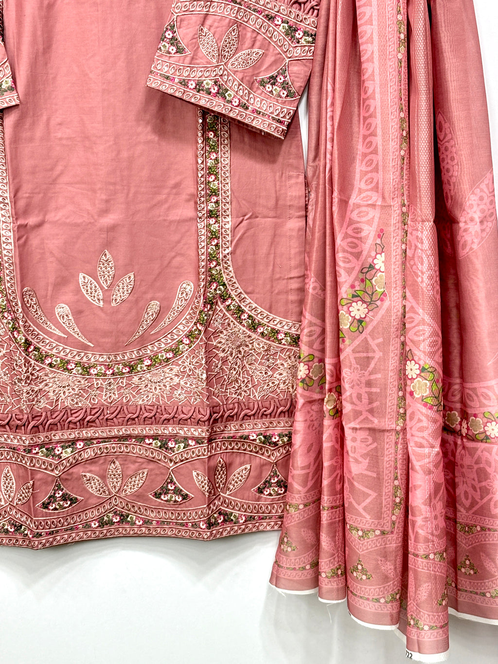 Women 3 peice suit Winter fabric 💫