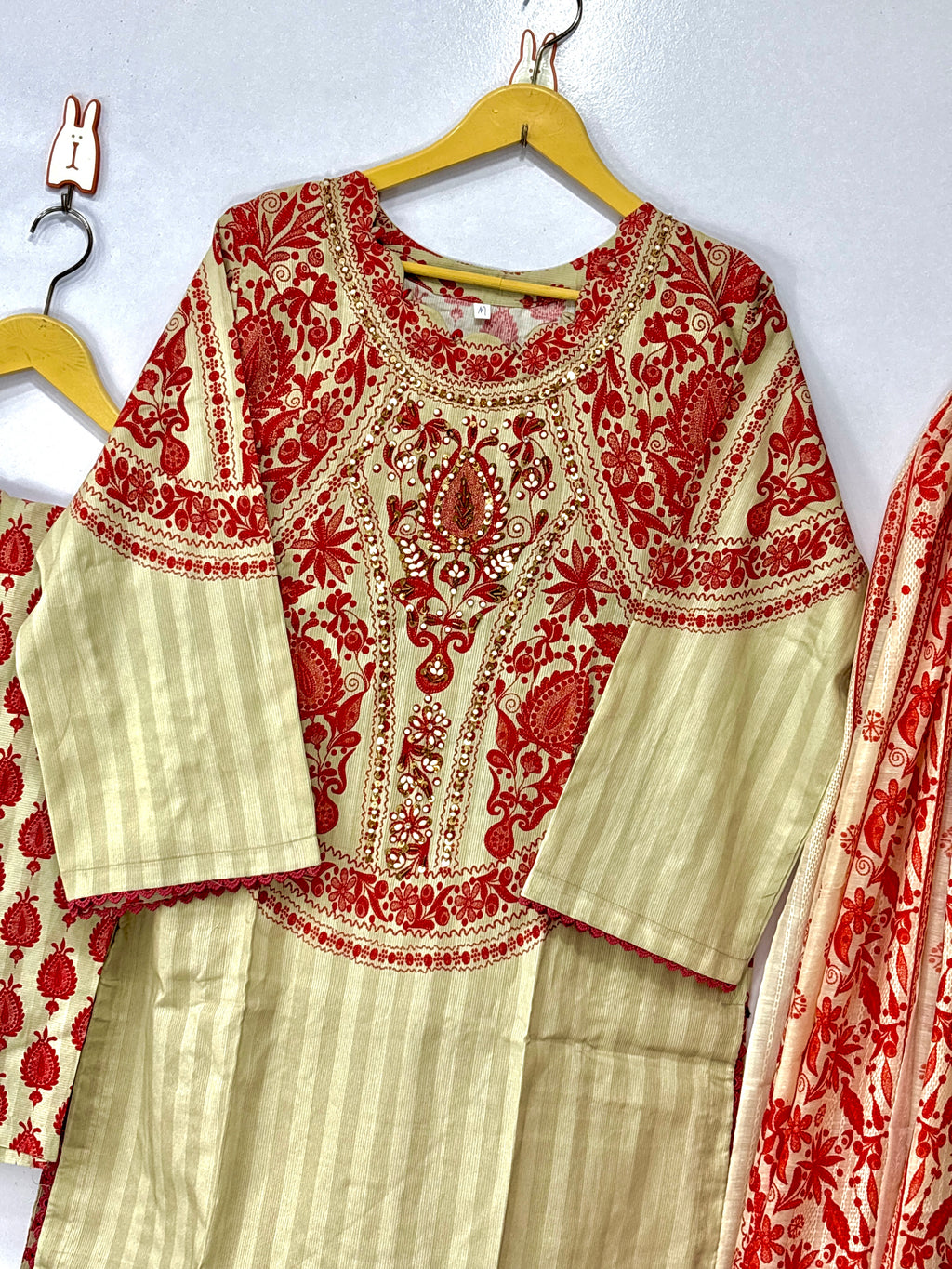 Women 3 peice suit winter fabric ✅