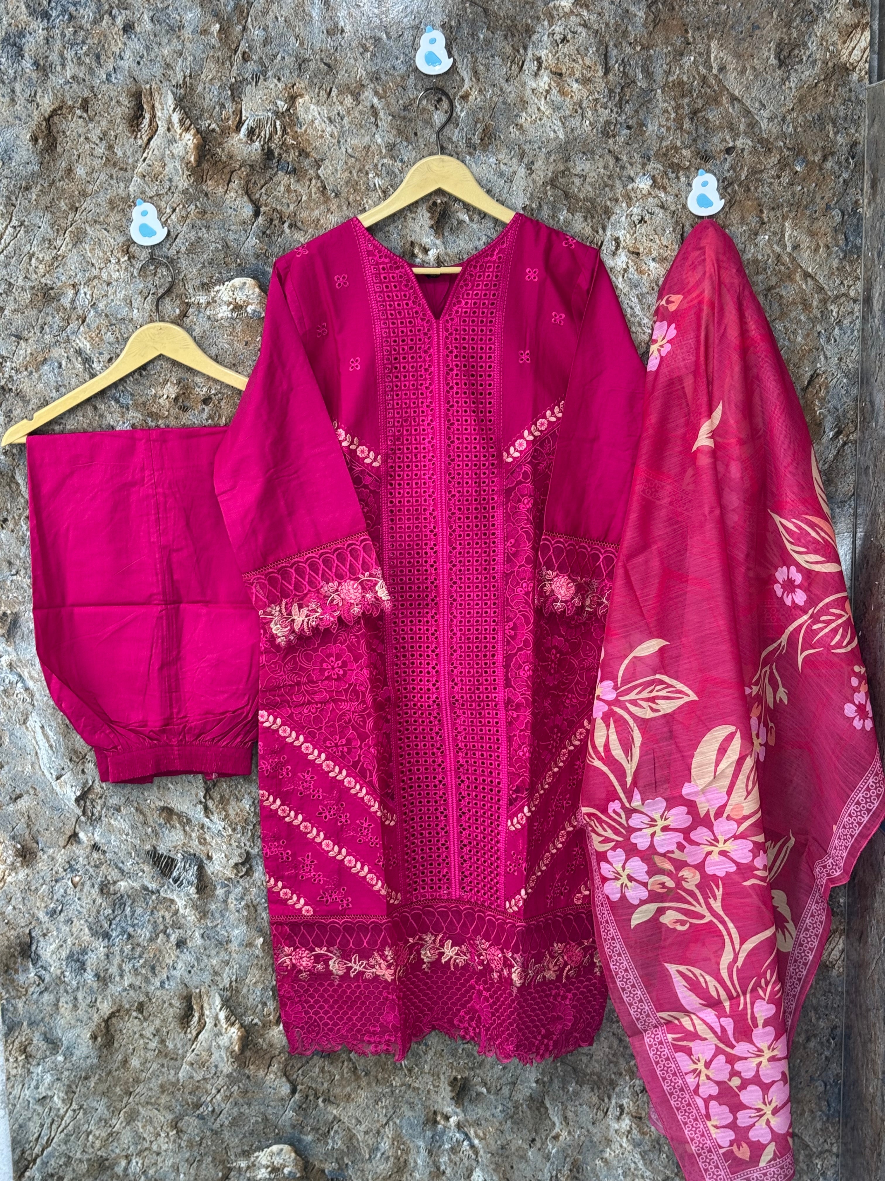 Women 3 pics suit winter collection premium ✅