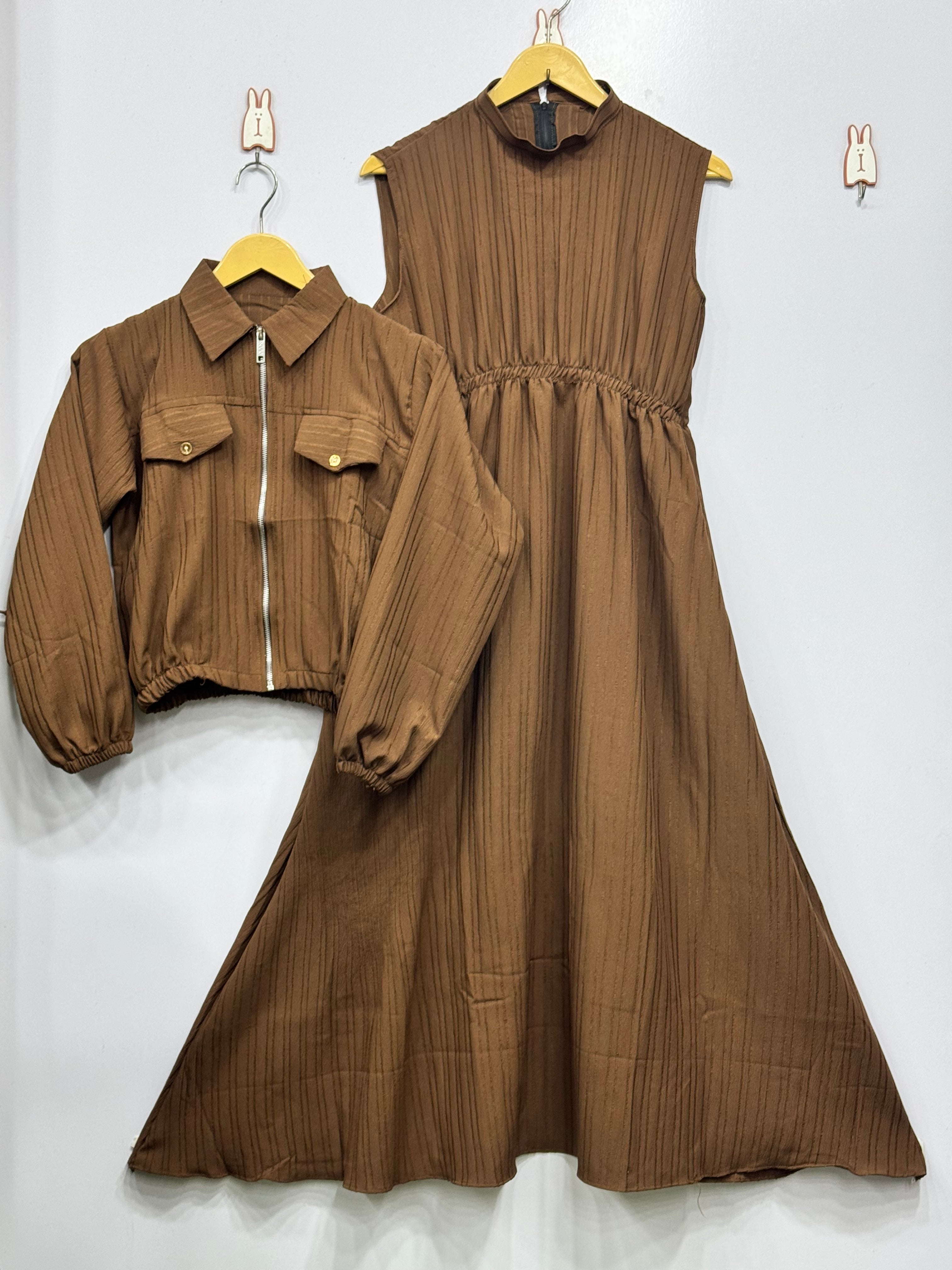 Elegant Maxi with Front-Zip Jacket