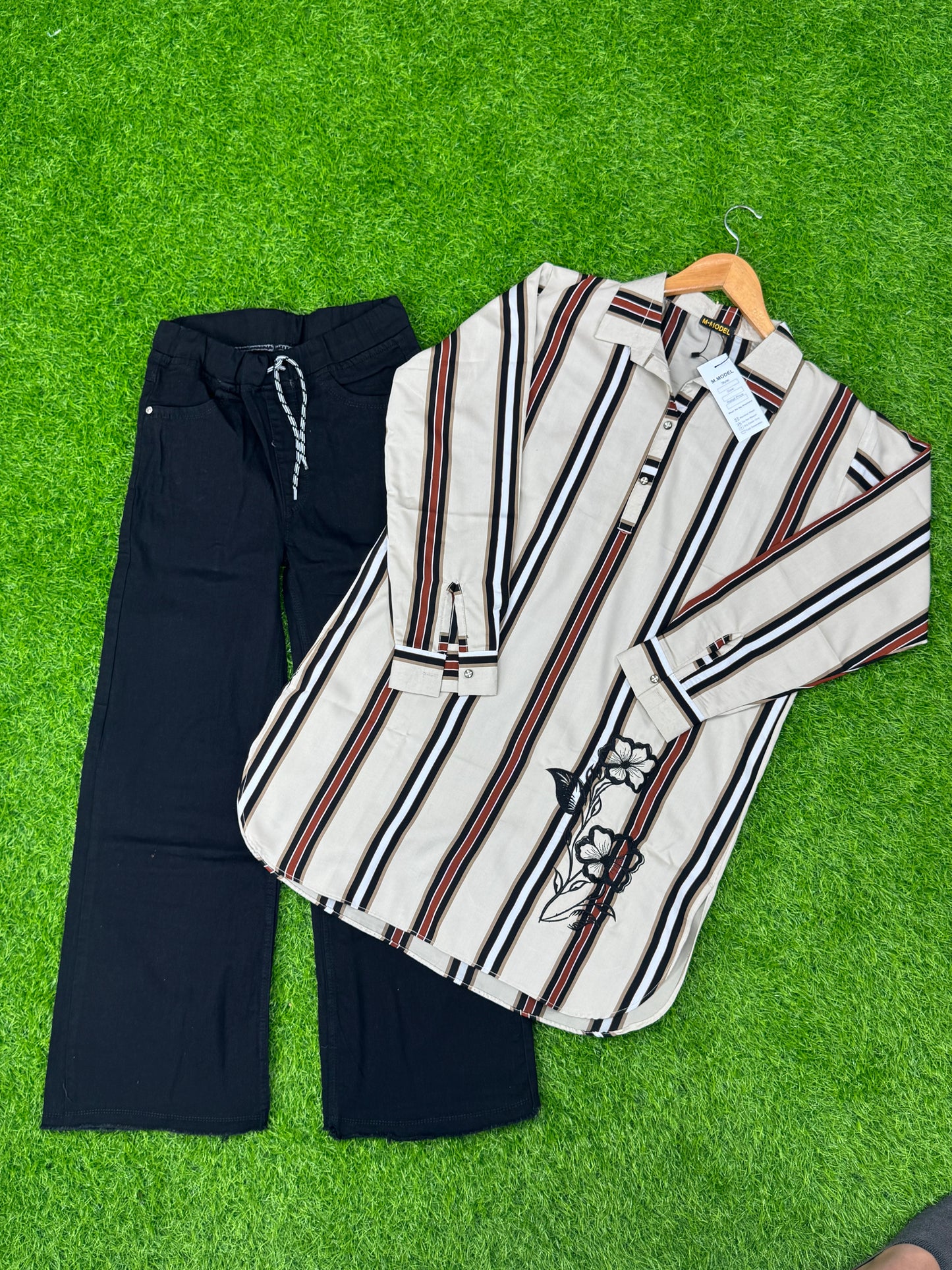 New Arrival top and jeans 2 pieces suit premium quality ✅