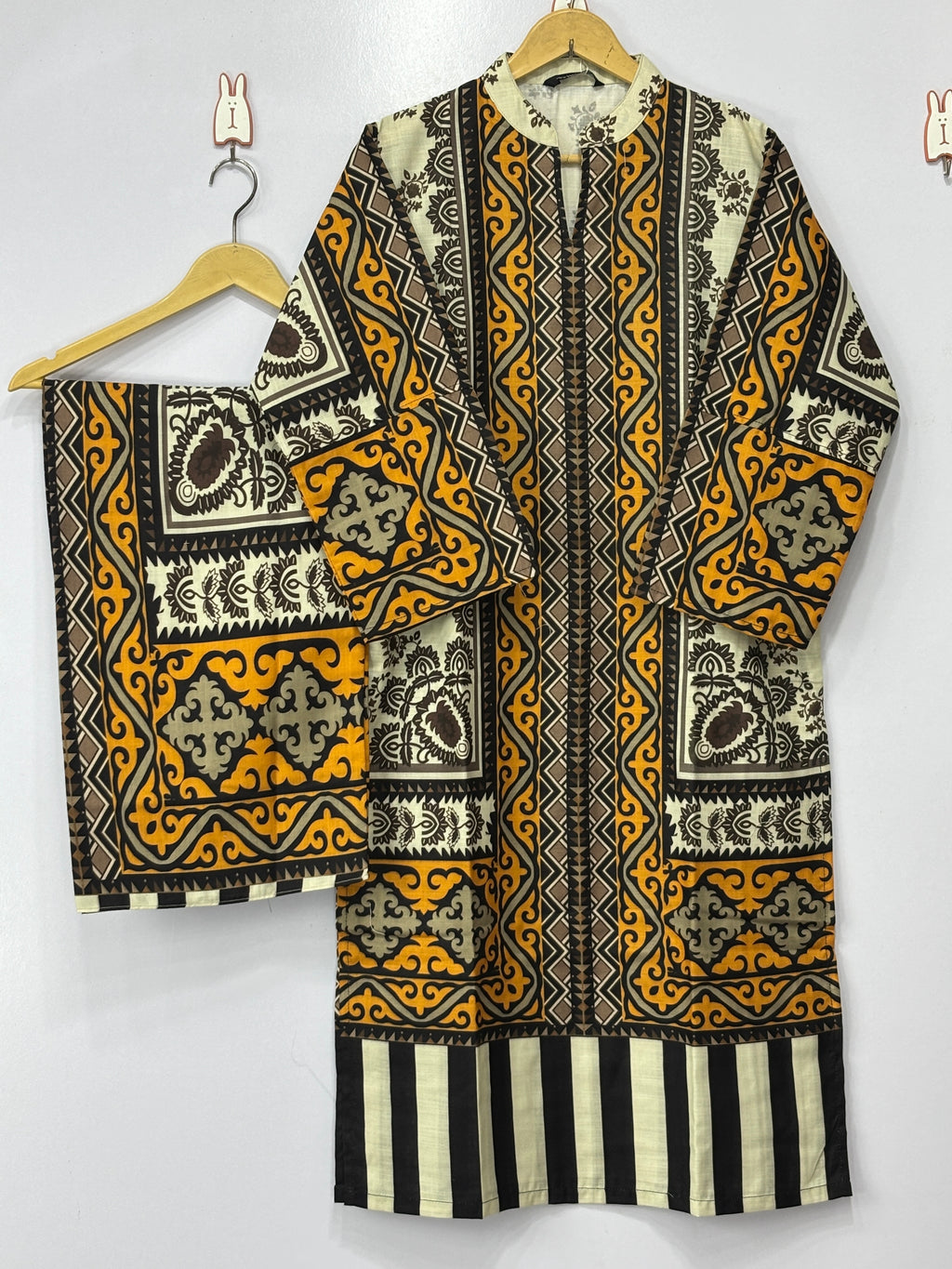 Women 2 peice suit Khadar fabric ✅