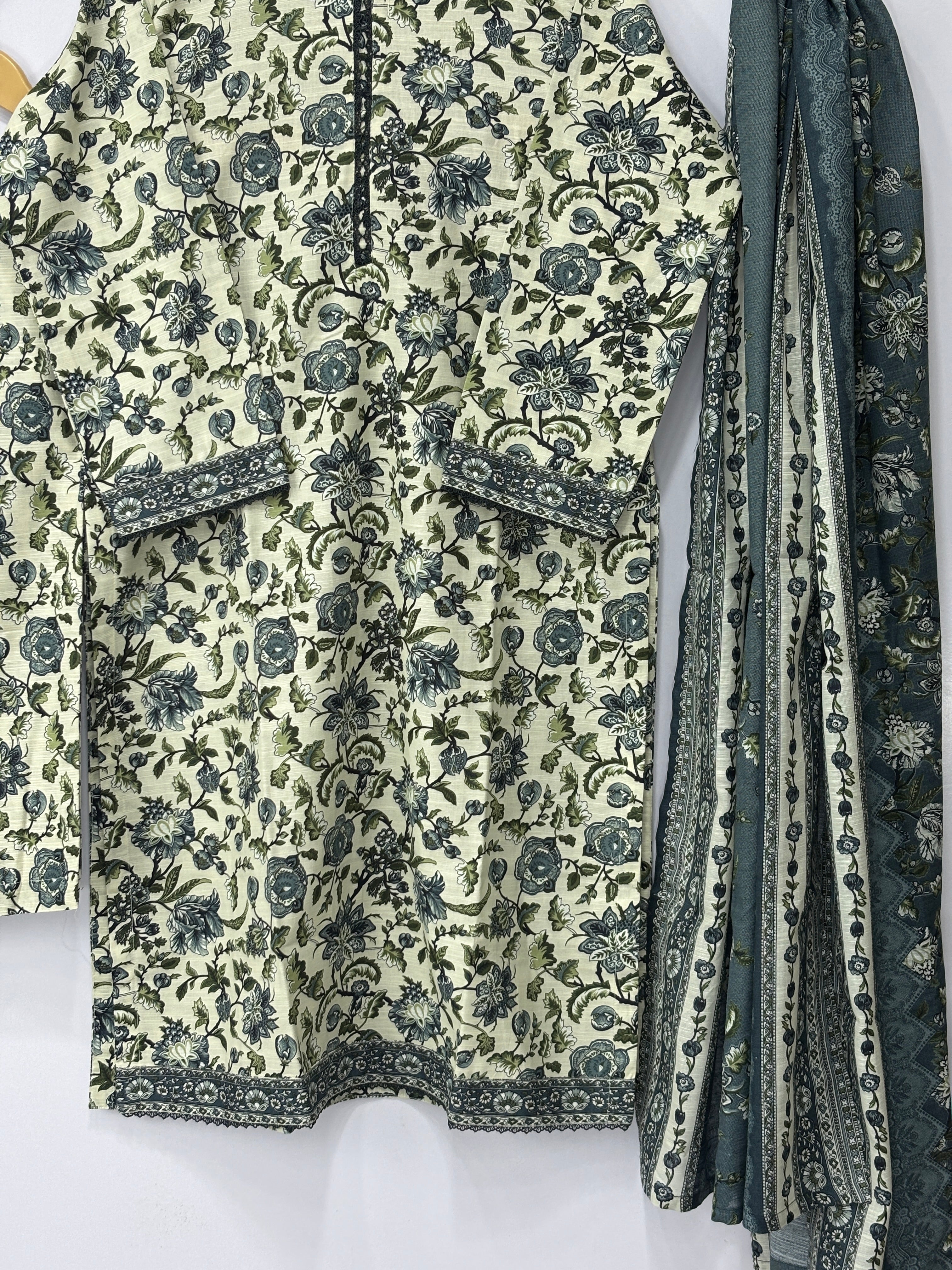 Women BIN SAEED dress 3 peice ✅