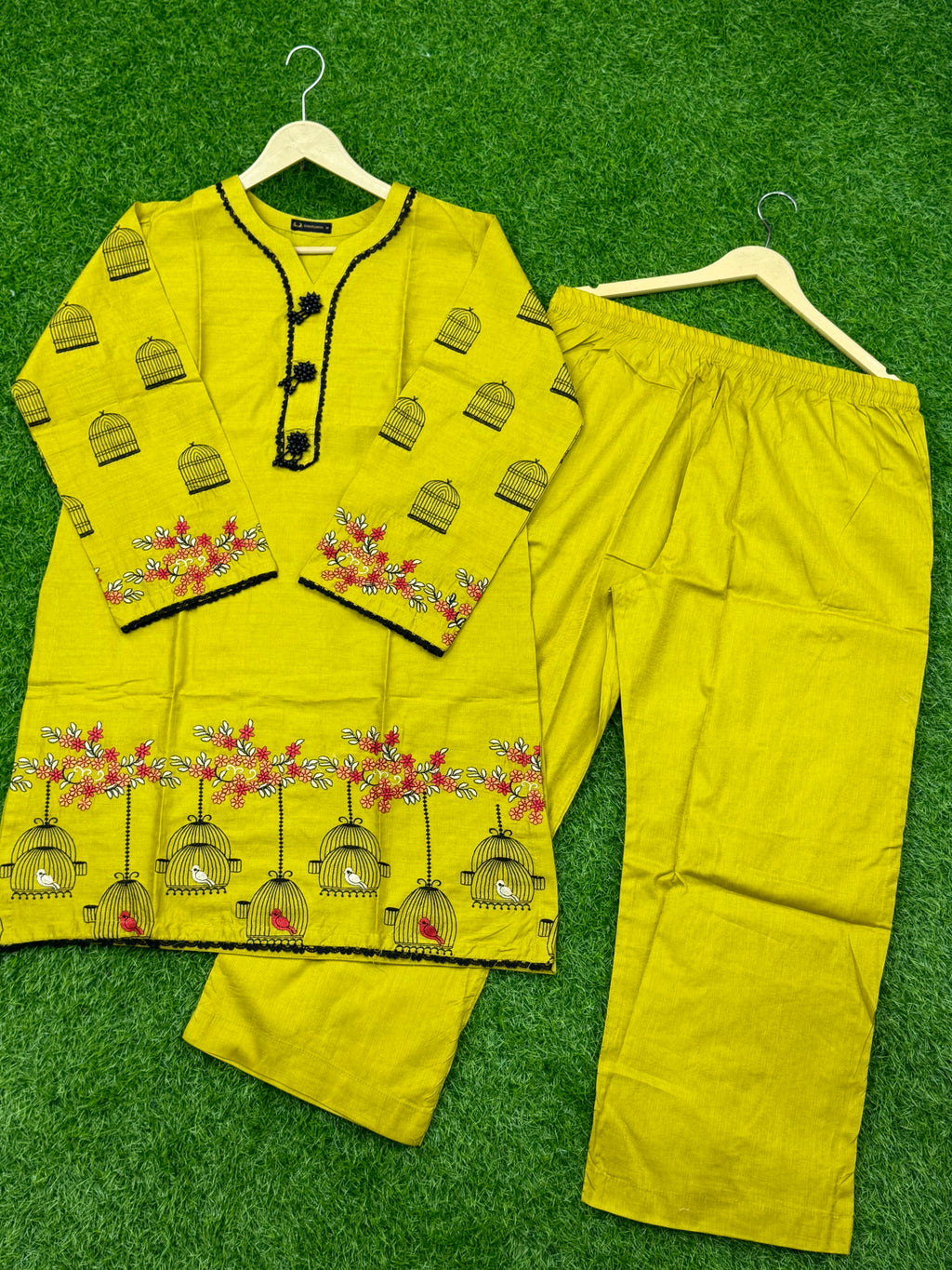 Women suit 2 pics MiD cotton Fabric ✅