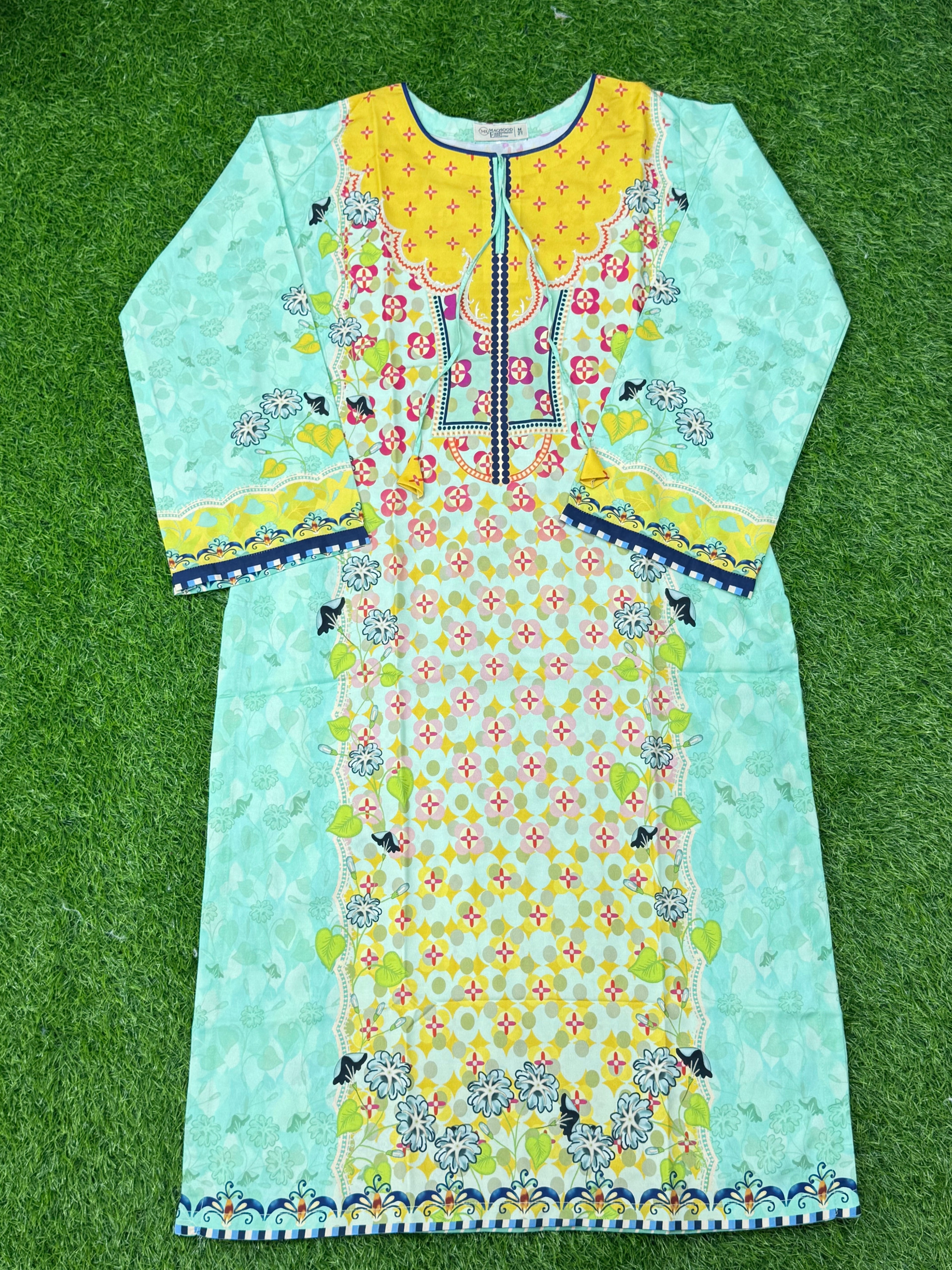 New Arrival suit 2 pices silk fabric ✅