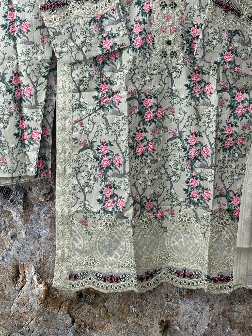 Women 3 peice suit winter fabric ✅