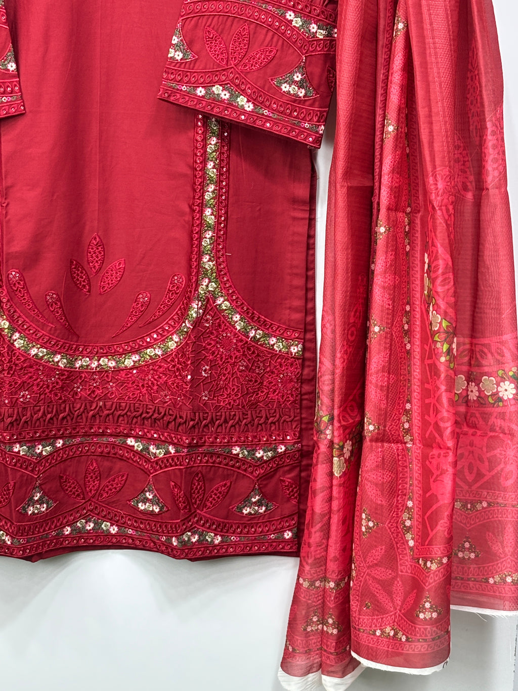 Women 3 peice suit Winter fabric 💫