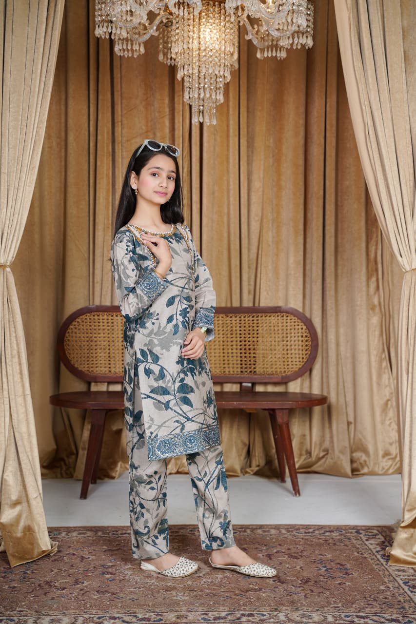 Women kids 2 peice suit ✅