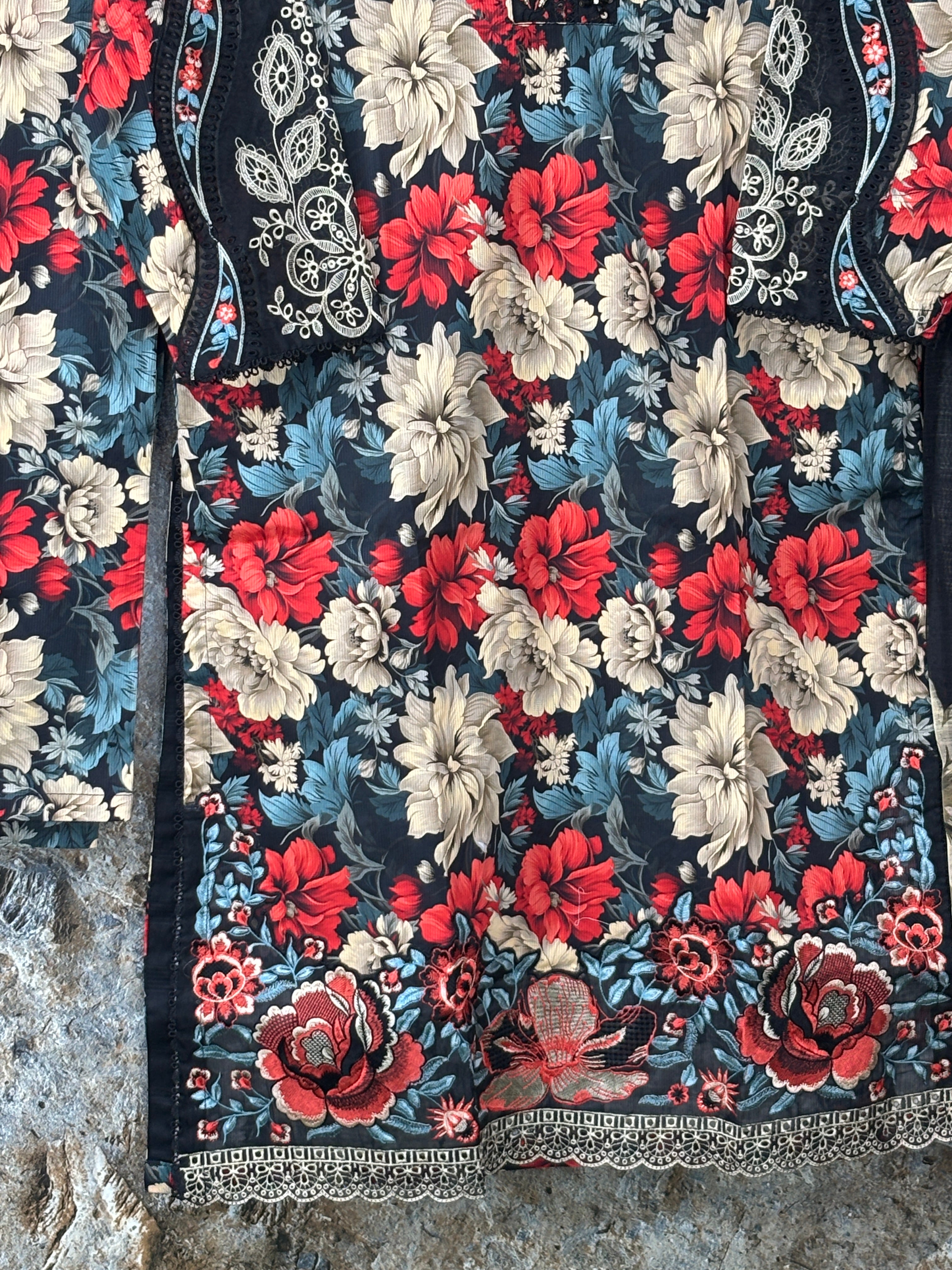 Women 3 pics suit kotrai fabric