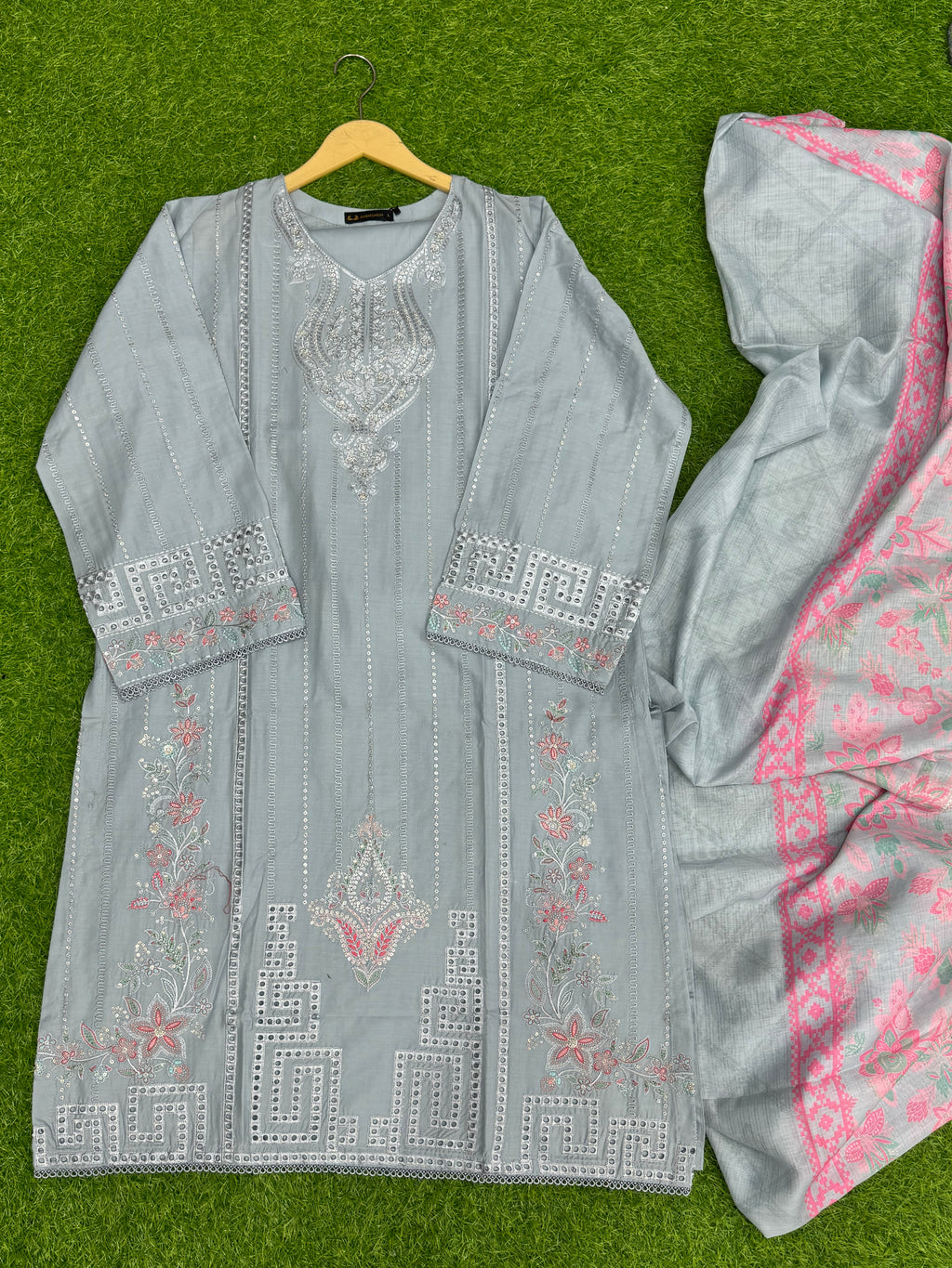 3-Piece Embroidered Suit 👗
