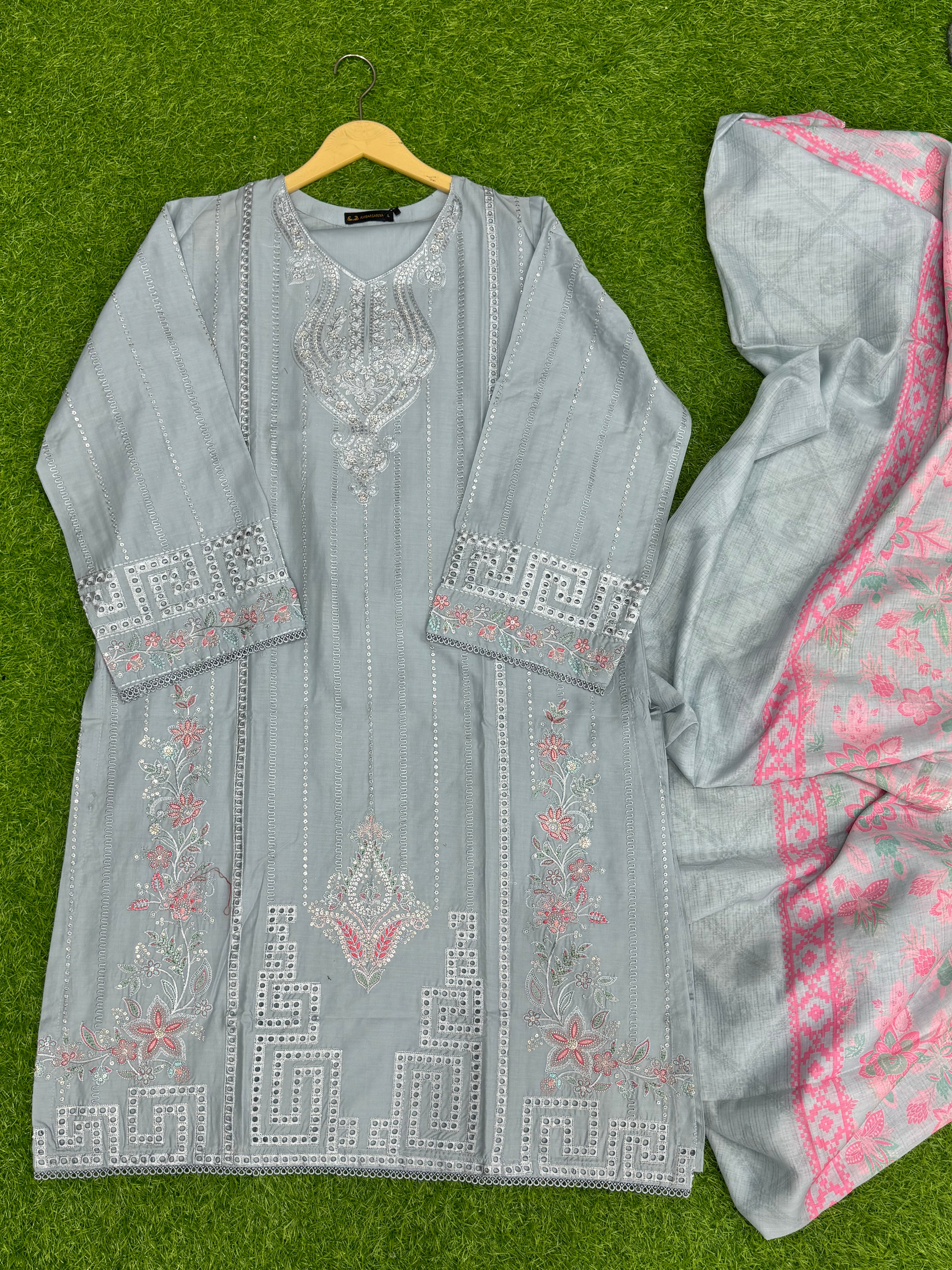 3-Piece Embroidered Suit 👗