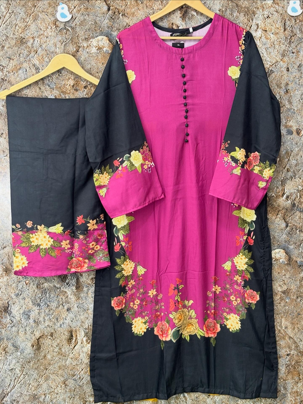 Women 2 pics suit silk fabric ✅