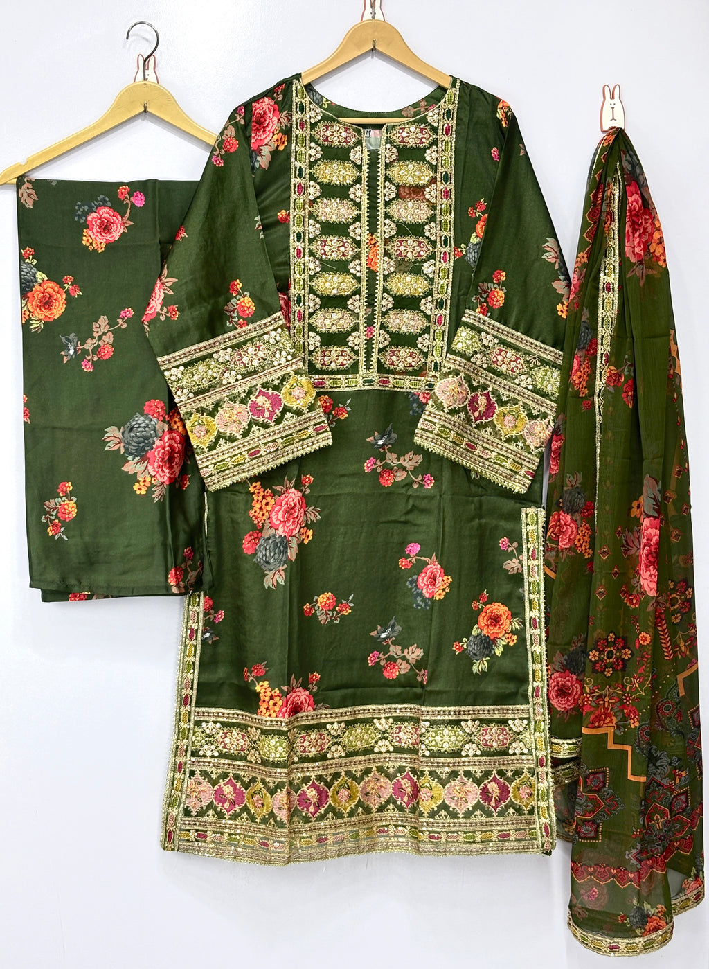 Women 3 peice dress ✨