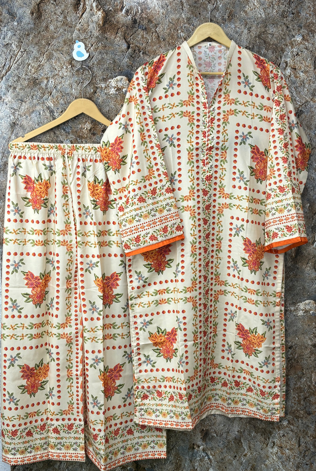 Women 2 pics suit premium silk ✅