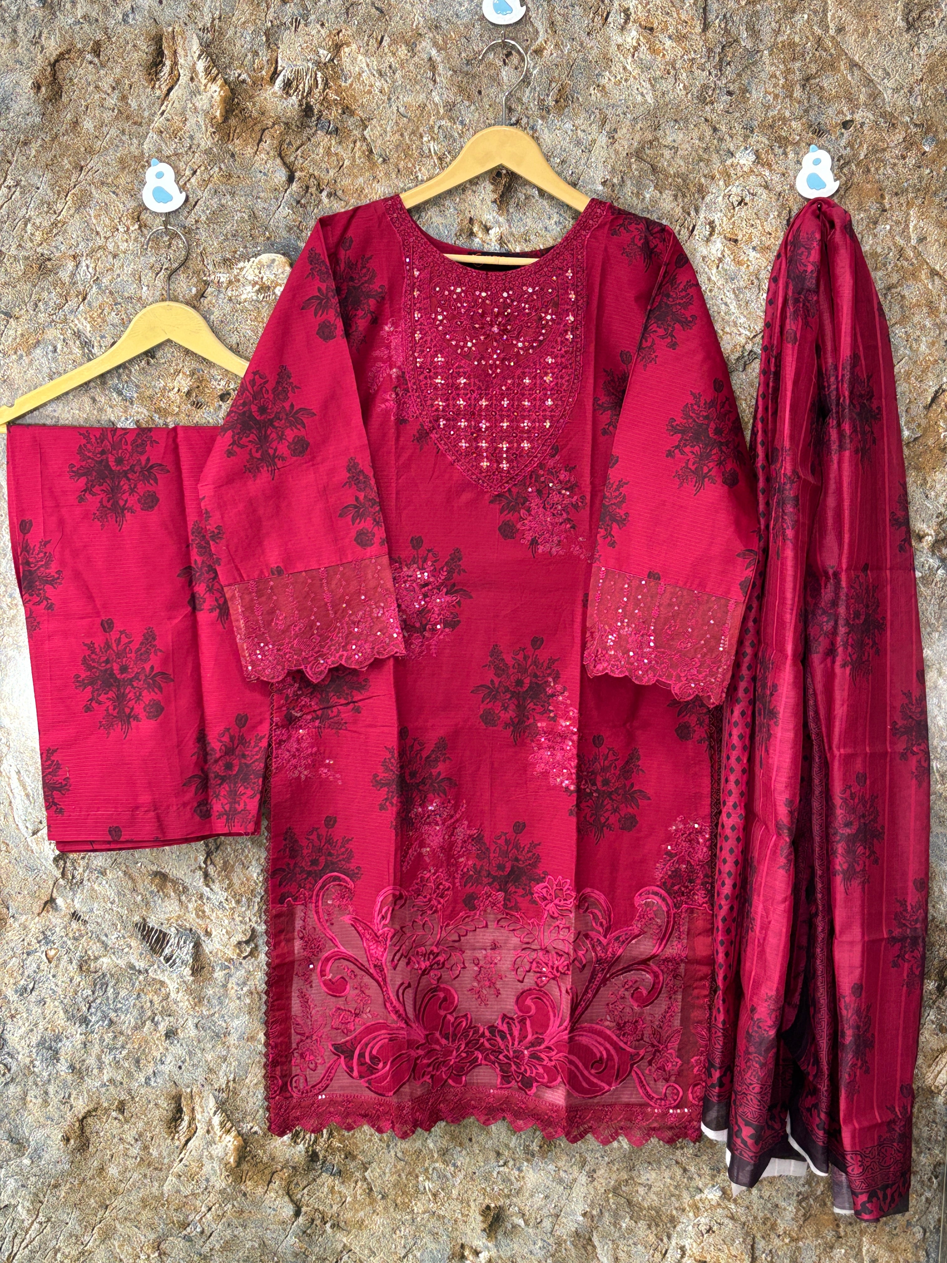 Women 3 peice suit winter fabric ✅