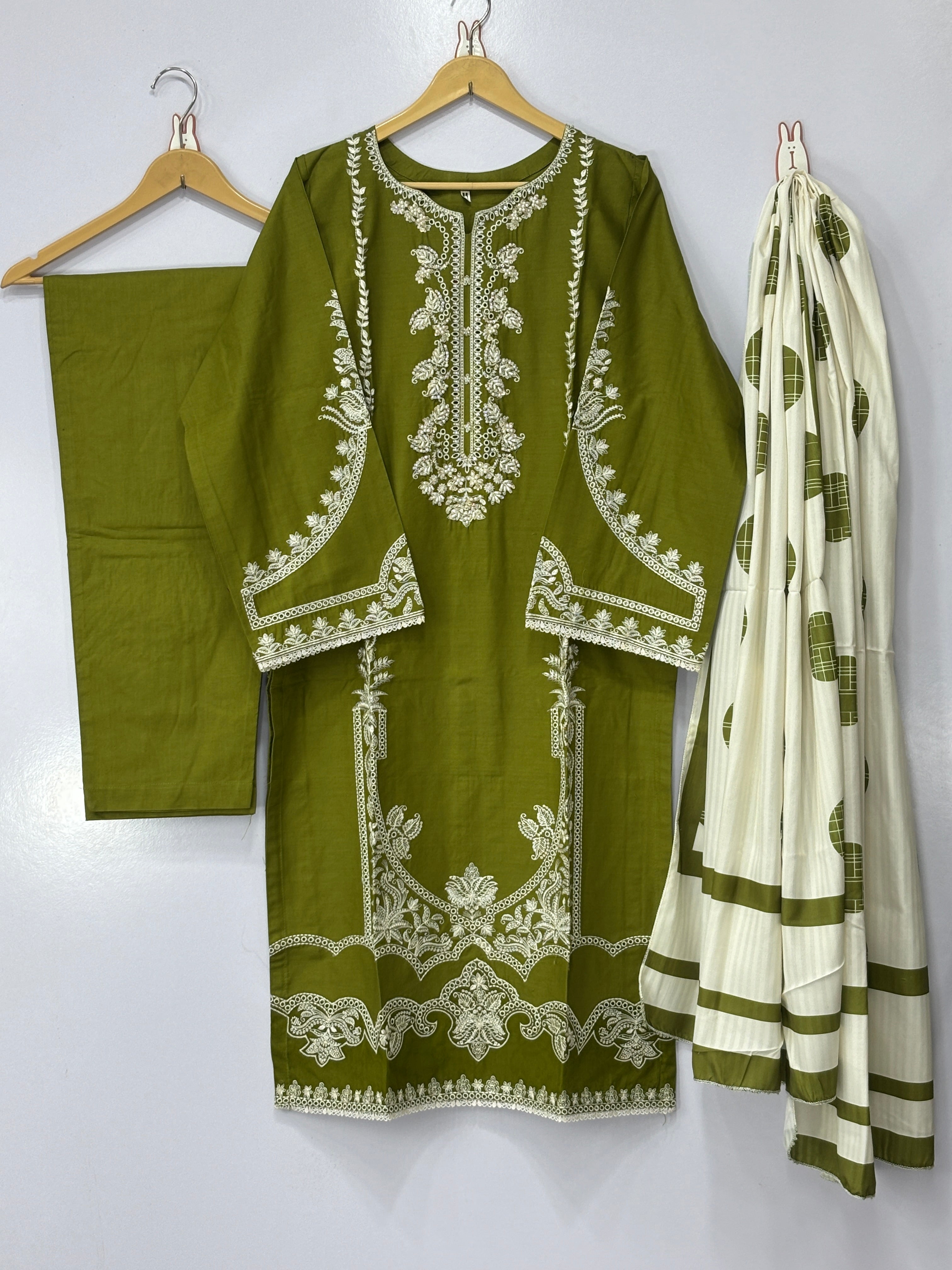 Women 3 peice suit Khadar fabric ✨