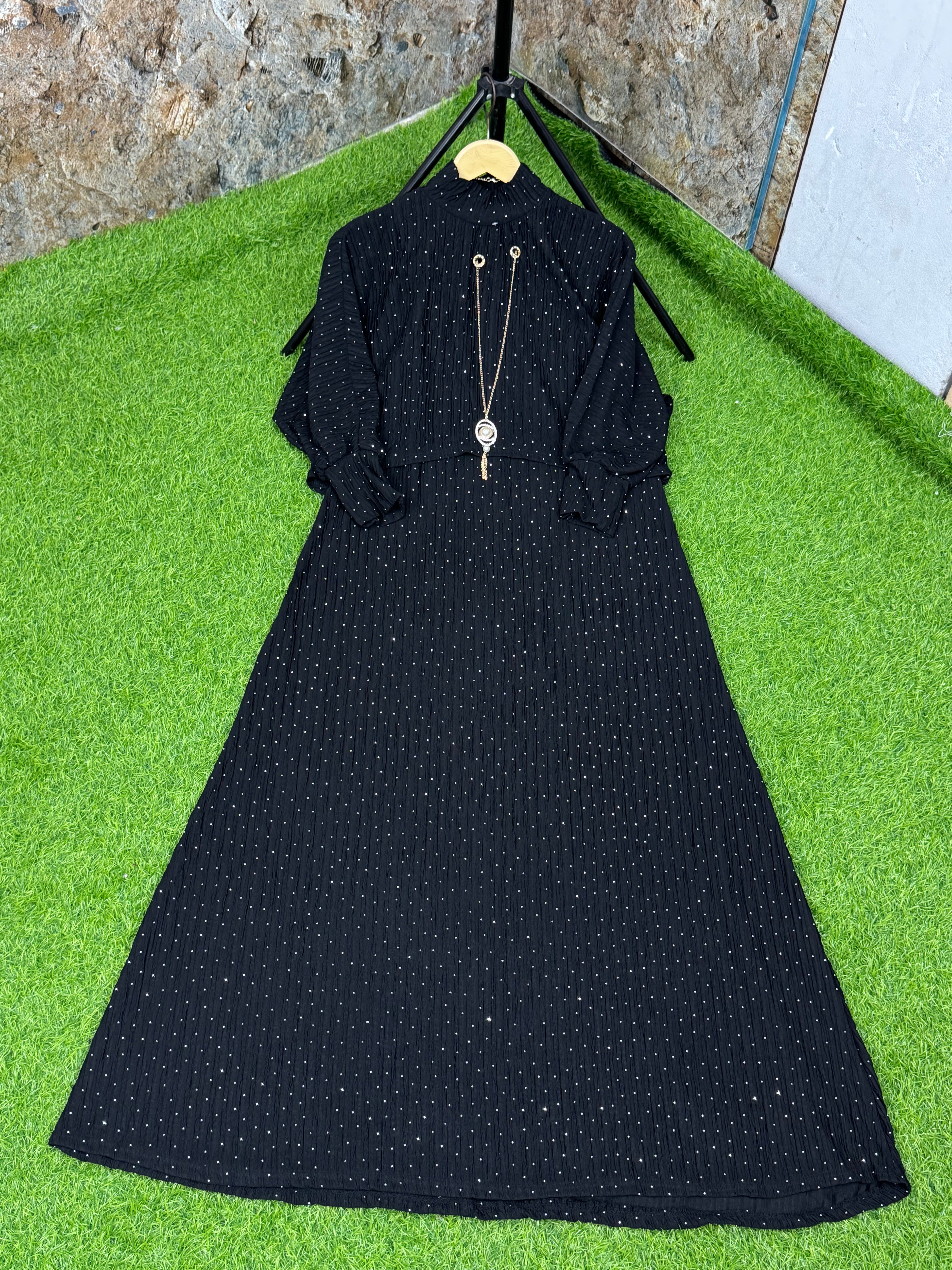 Women maxi suit 2 pics winter arrival premium quality stretchable ✅